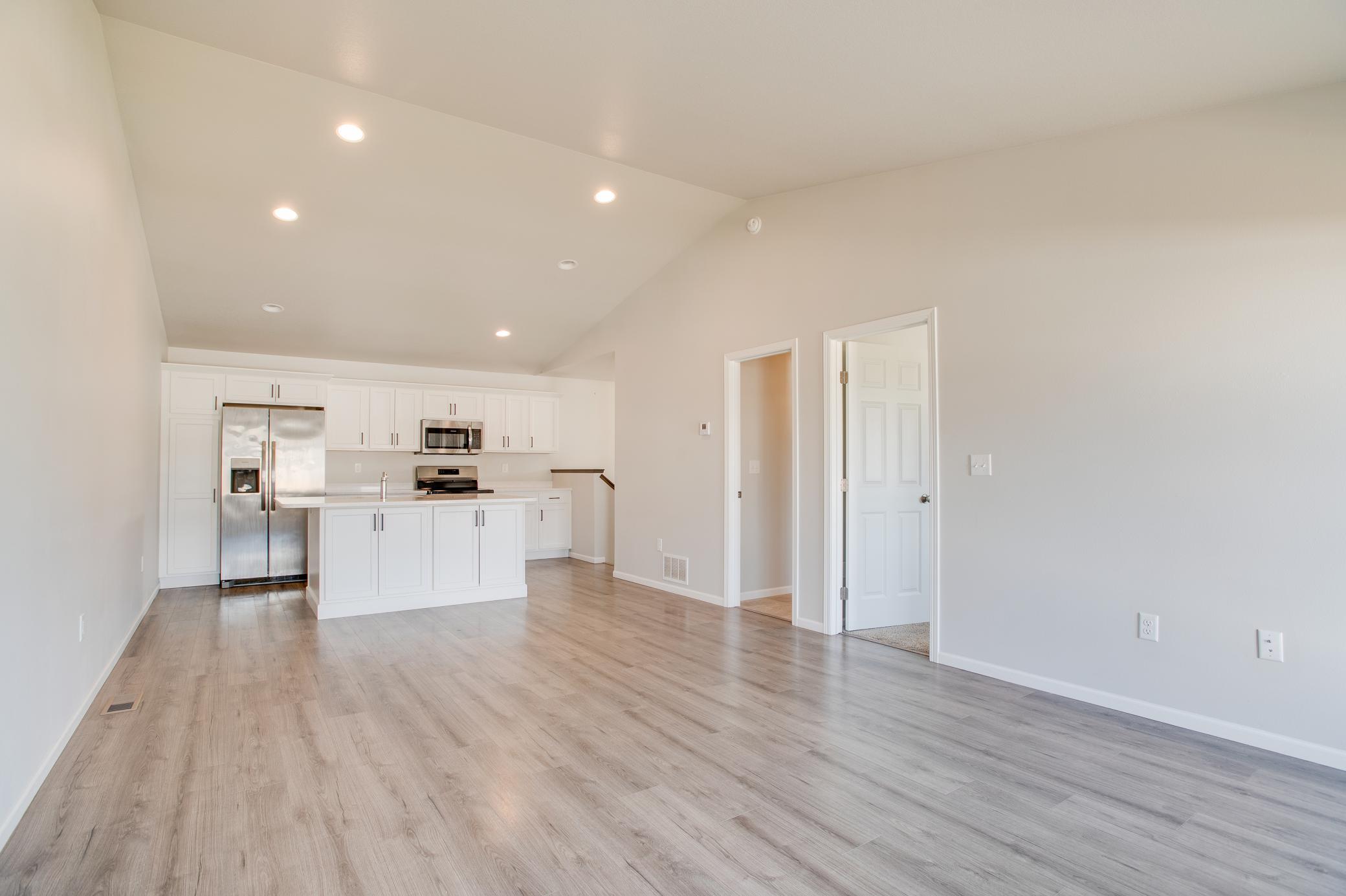 2023 twin home for sale at 1453 69th Avenue S in Fargo, ND — 3 bed, 2 bath (photo 16 of 35)