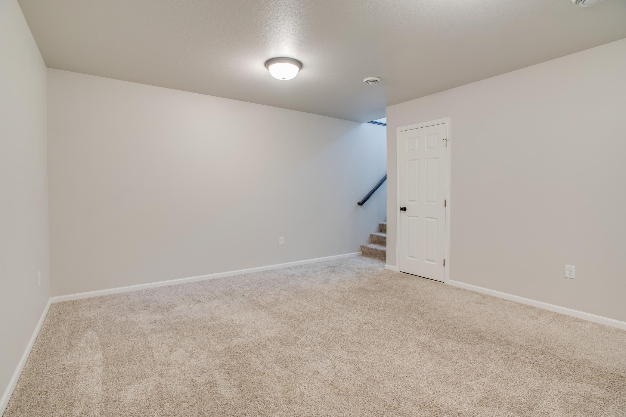 2023 twin home for sale at 1453 69th Avenue S in Fargo, ND — 3 bed, 2 bath (photo 25 of 35)