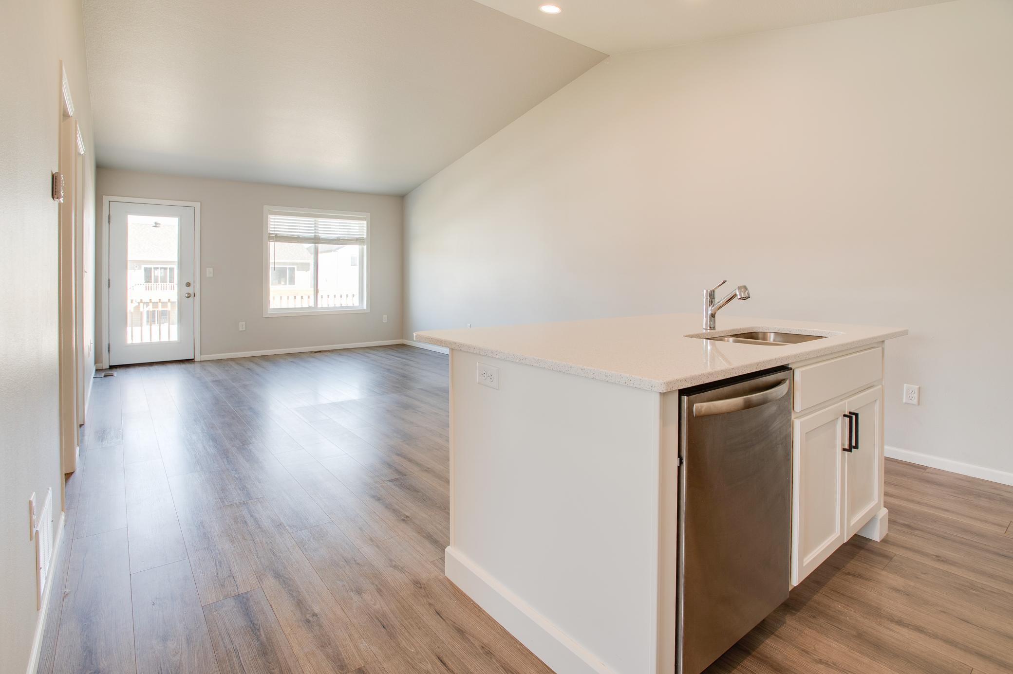 2023 twin home for sale at 1453 69th Avenue S in Fargo, ND — 3 bed, 2 bath (photo 8 of 35)