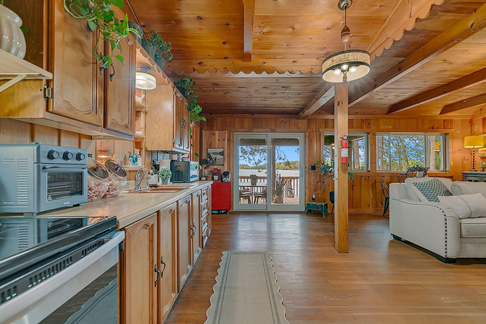 1985 single family home for sale at 23487 N Platte Lake Road in Hillman, MN — 3 bed, 2 bath (photo 7 of 45)