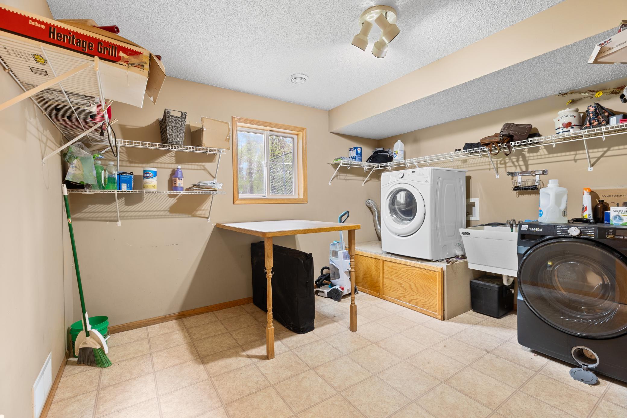 2001 single family home for sale at 10308 S Oaks Road in Brainerd, MN — 4 bed, 2 bath (photo 33 of 40)
