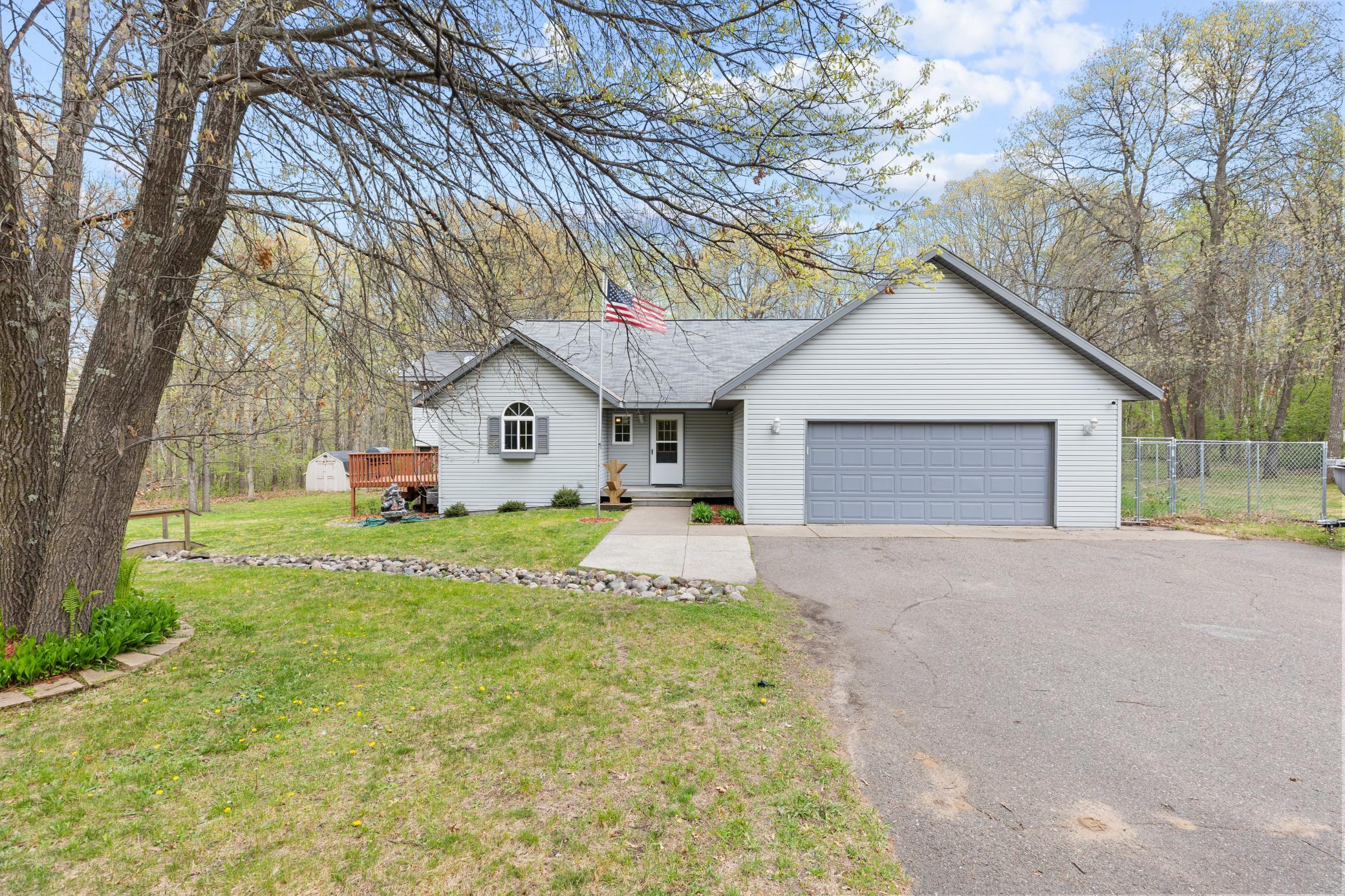 2001 single family home for sale at 10308 S Oaks Road in Brainerd, MN — 4 bed, 2 bath (photo 34 of 40)