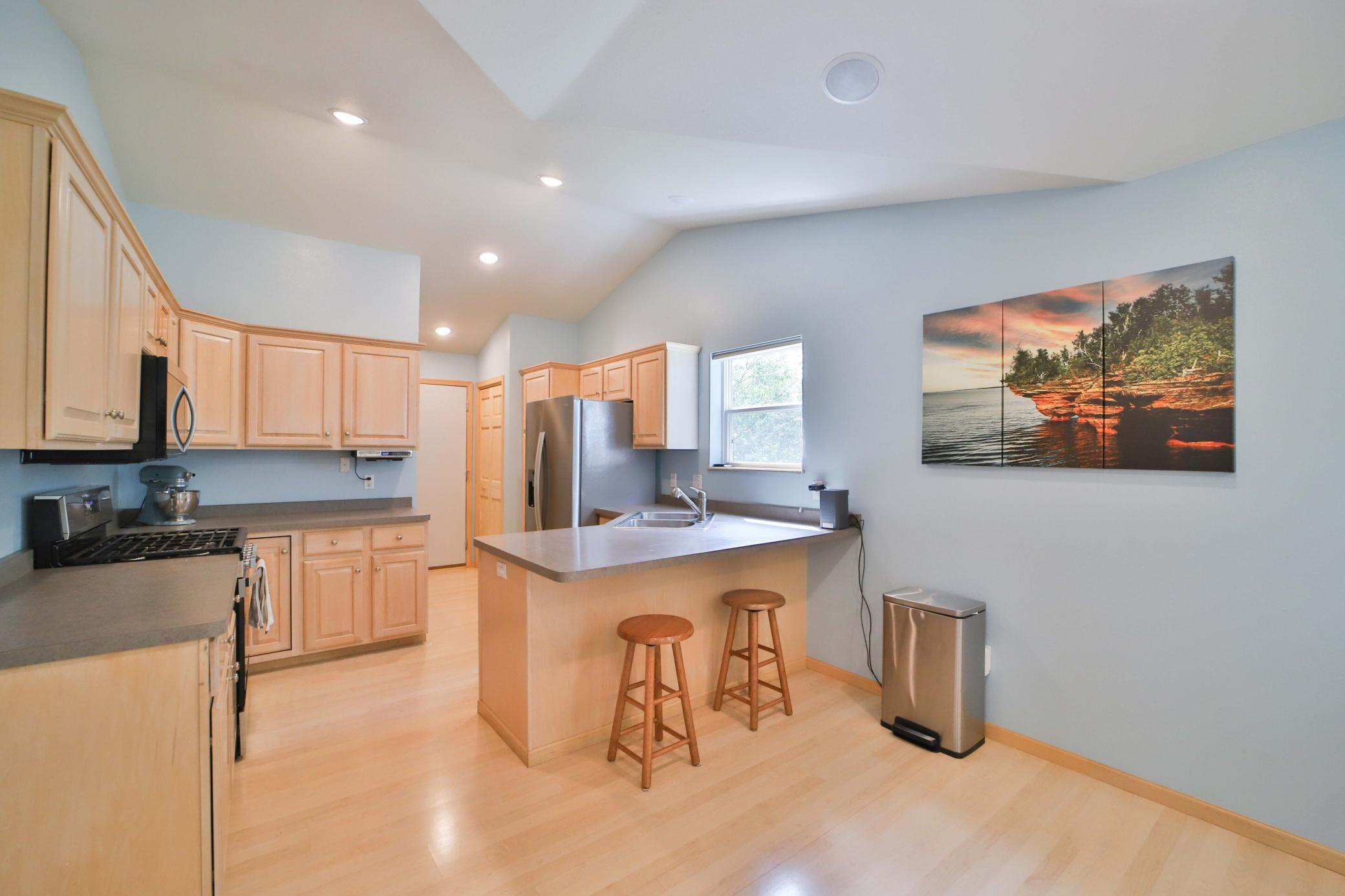 1997 single family home for sale at 12783 Lakewood Lane in Baxter, MN — 5 bed, 3 bath (photo 3 of 37)