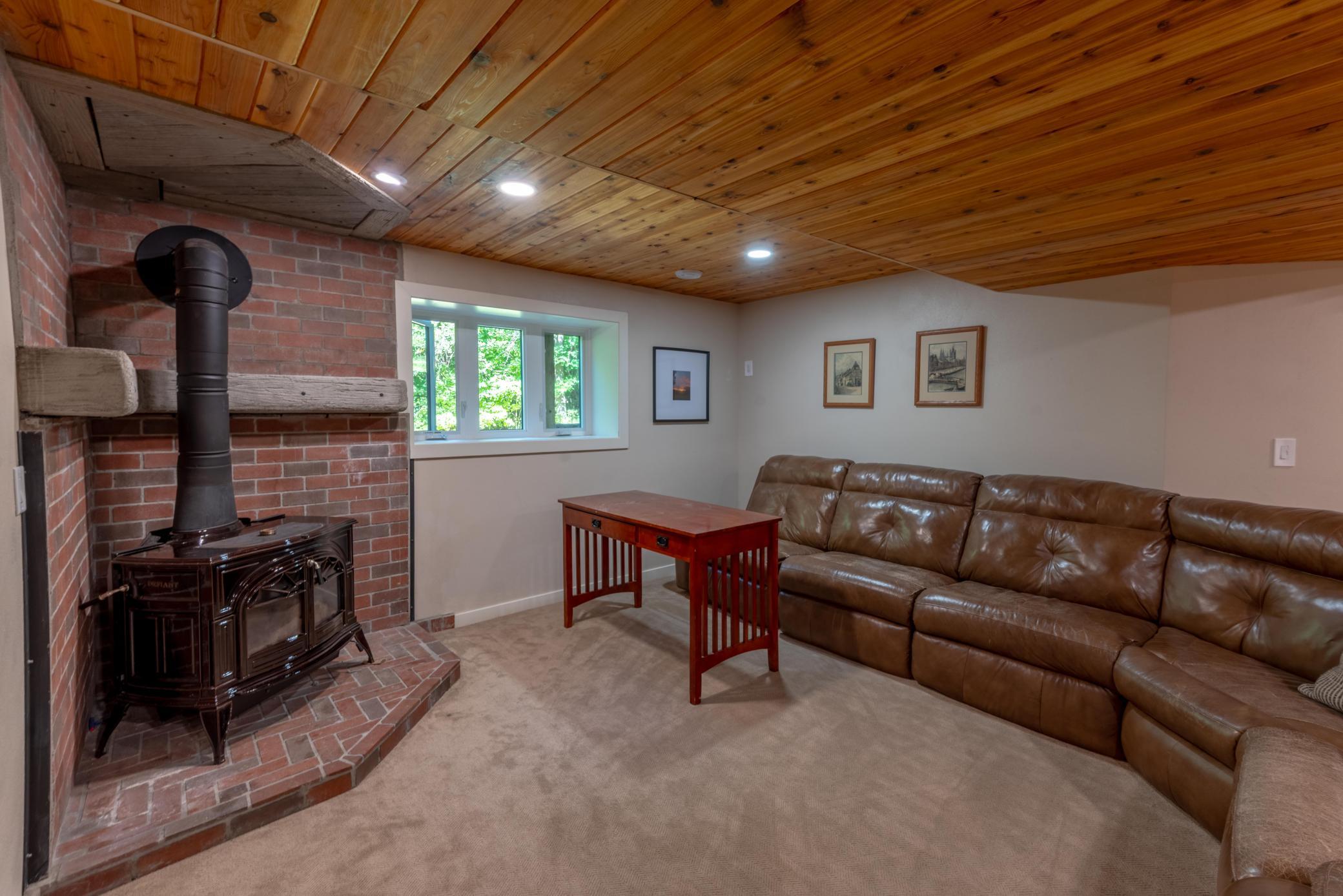 1976 single family home for sale at 36189 504th Street in Frazee, MN — 3 bed, 3 bath (photo 35 of 49)