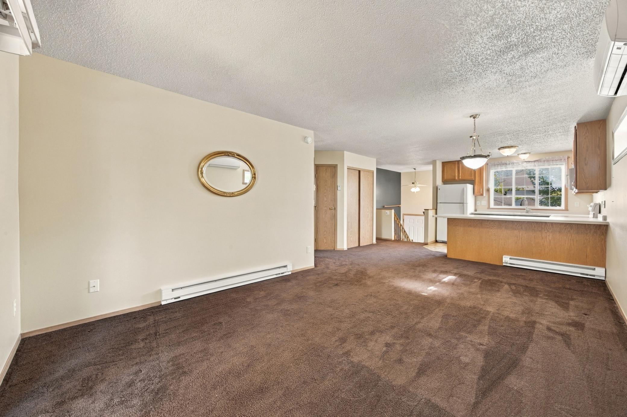 1998 townhouse for sale at 3539 31st Street S in Fargo, ND — 3 bed, 2 bath (photo 6 of 37)