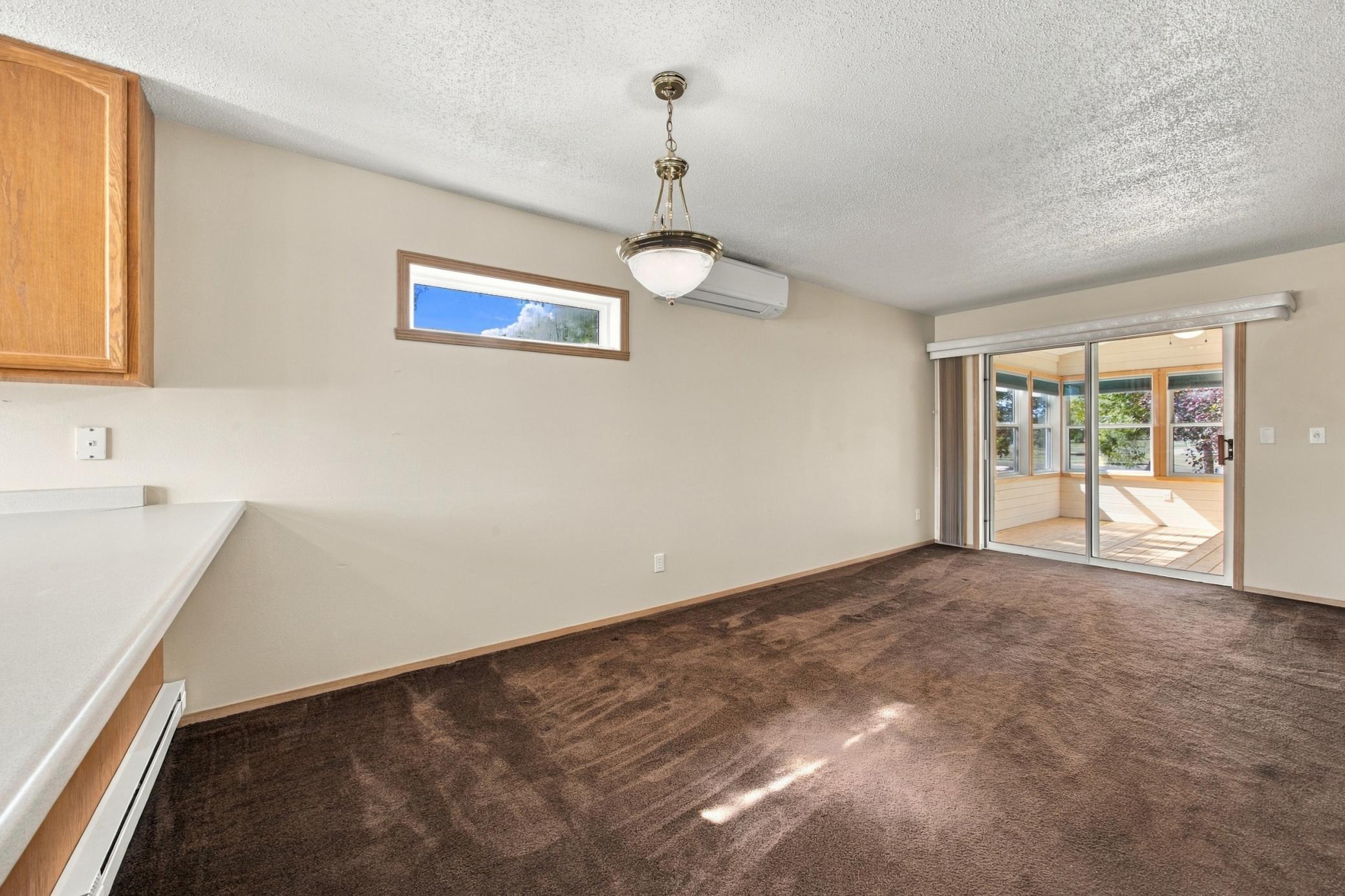 1998 townhouse for sale at 3539 31st Street S in Fargo, ND — 3 bed, 2 bath (photo 10 of 37)
