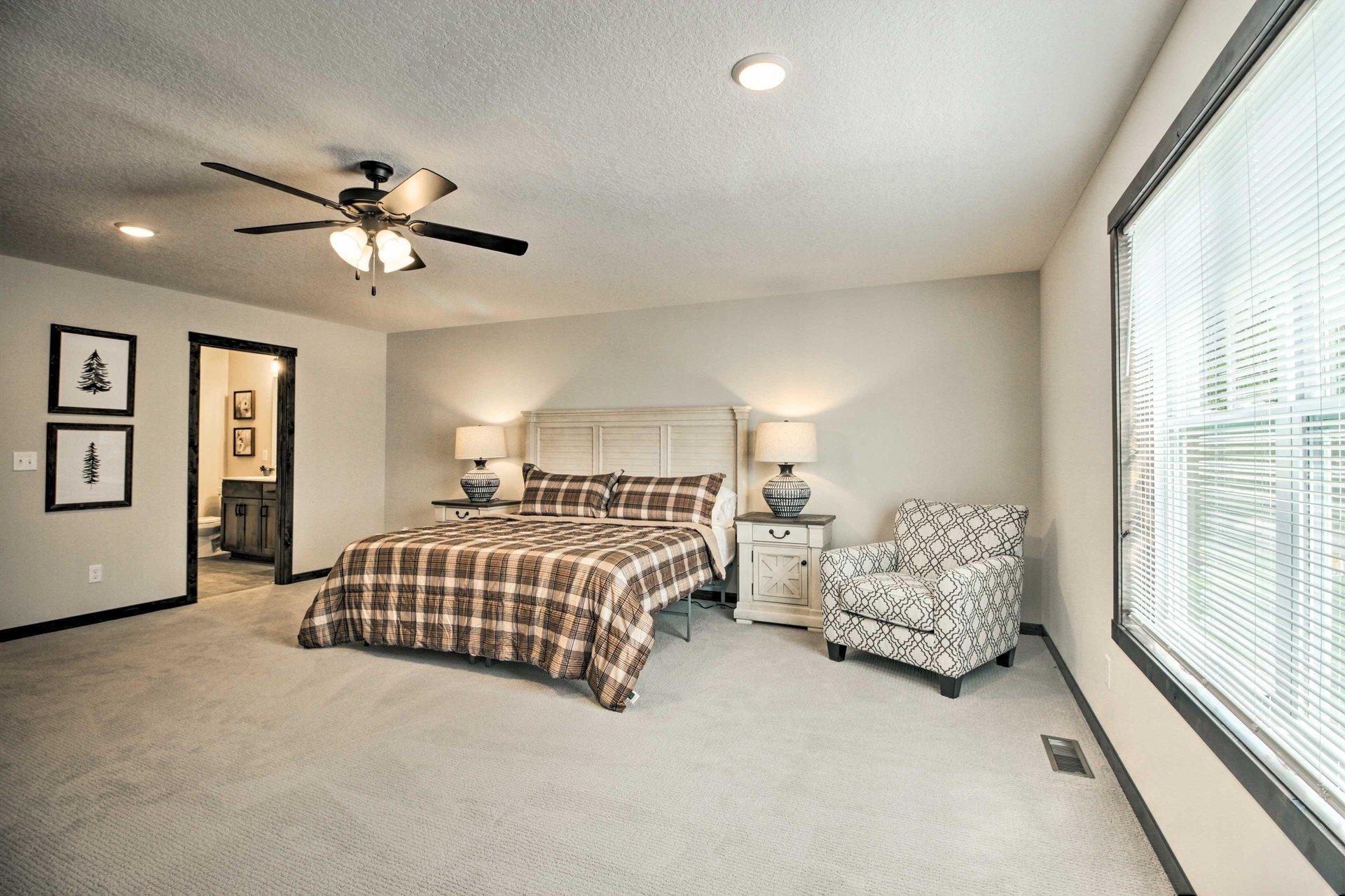 2021 townhouse for sale at 8066  #160 Lost Lake Road in Lake Shore, MN — 5 bed, 5 bath (photo 4 of 52)