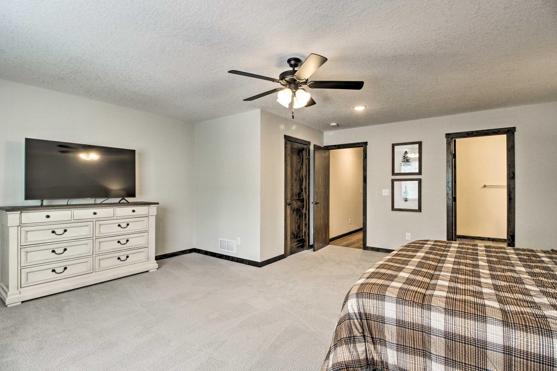 2021 townhouse for sale at 8066  #160 Lost Lake Road in Lake Shore, MN — 5 bed, 5 bath (photo 48 of 52)