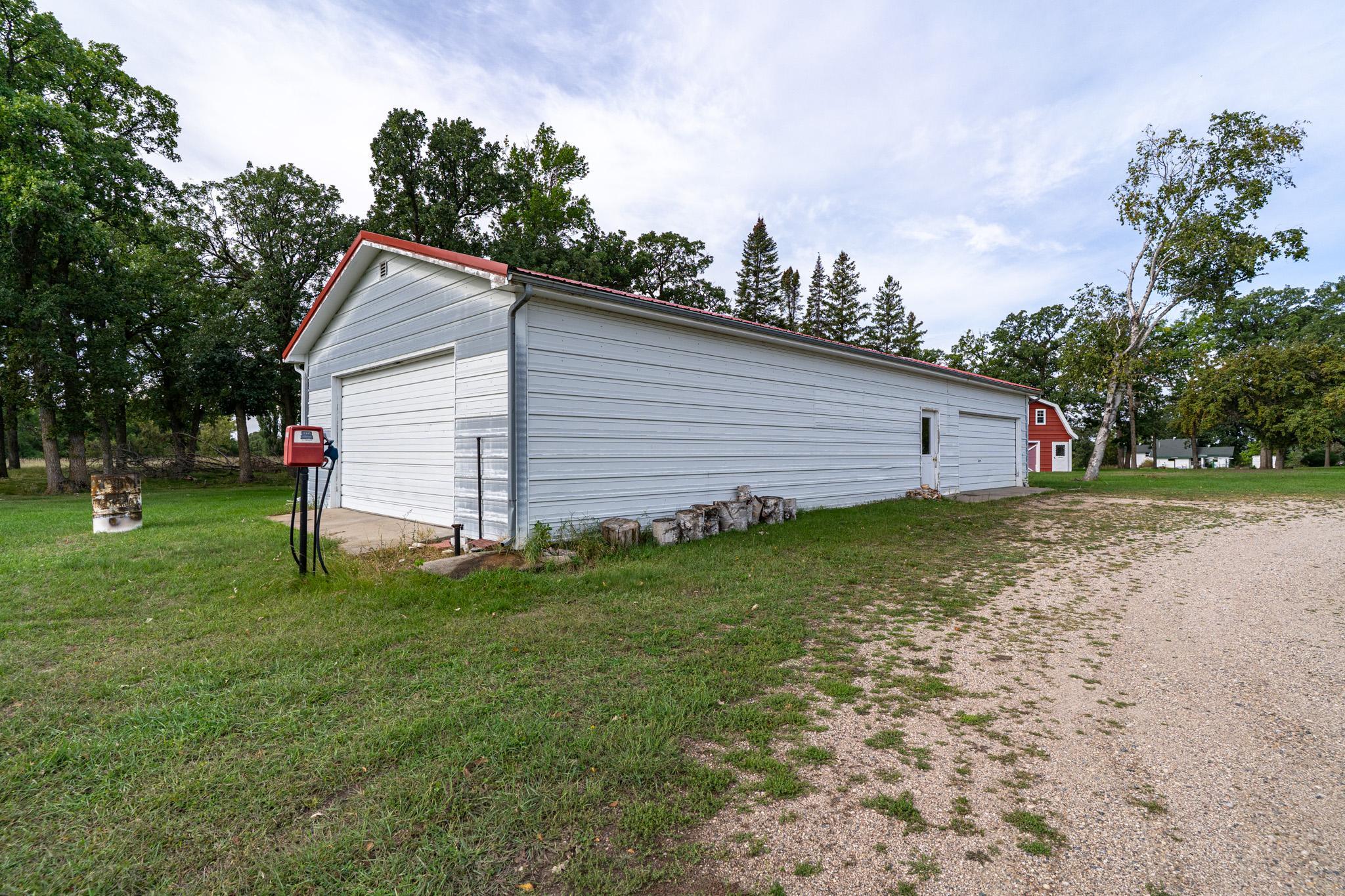 1938 single family home for sale at 707 Mckinley Street SE in Fertile, MN — 2 bed, 1 bath (photo 30 of 50)