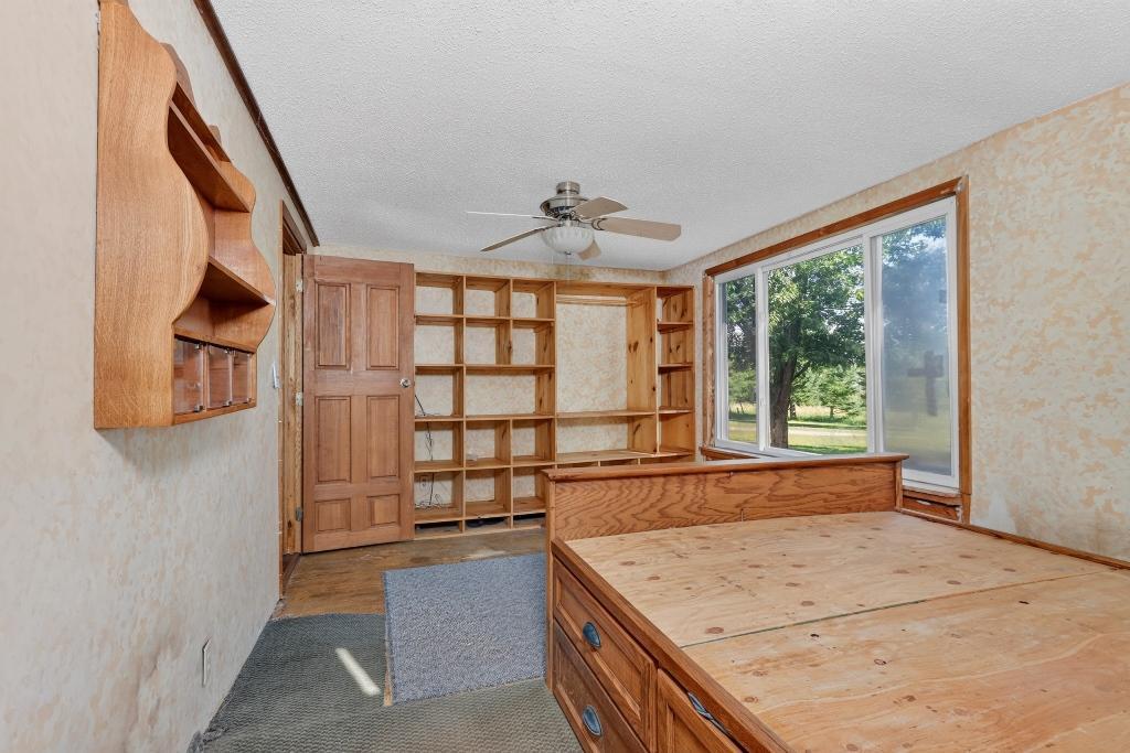 1948 single family home for sale at 35455 Freestone Road in Grand Rapids, MN — 4 bed, 1 bath (photo 16 of 61)