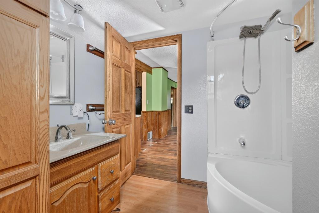 1948 single family home for sale at 35455 Freestone Road in Grand Rapids, MN — 4 bed, 1 bath (photo 19 of 61)