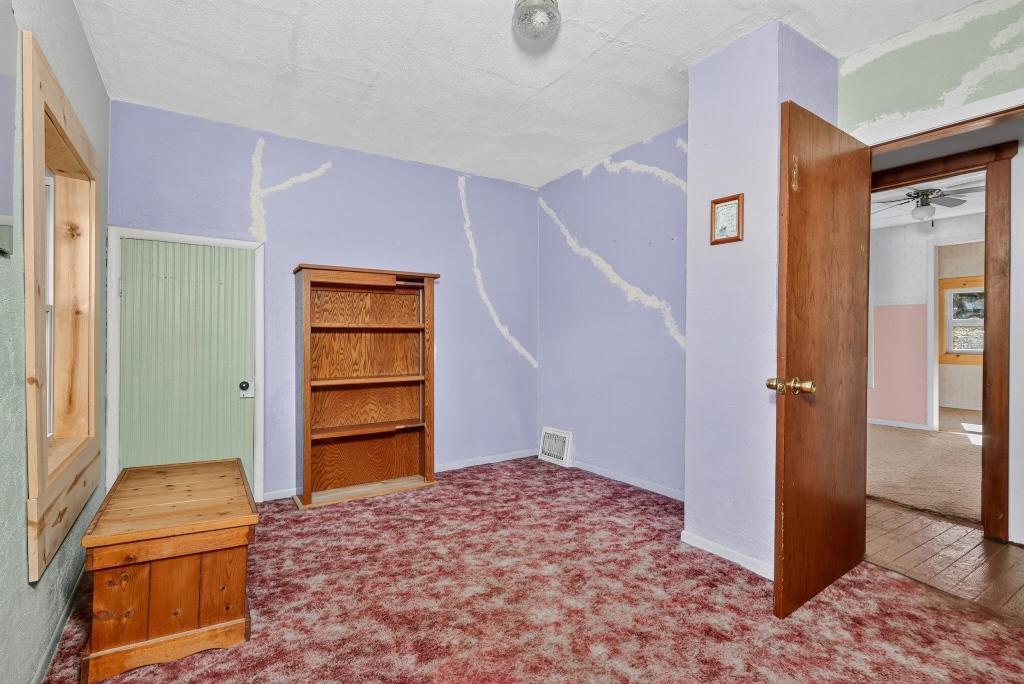 1948 single family home for sale at 35455 Freestone Road in Grand Rapids, MN — 4 bed, 1 bath (photo 28 of 61)