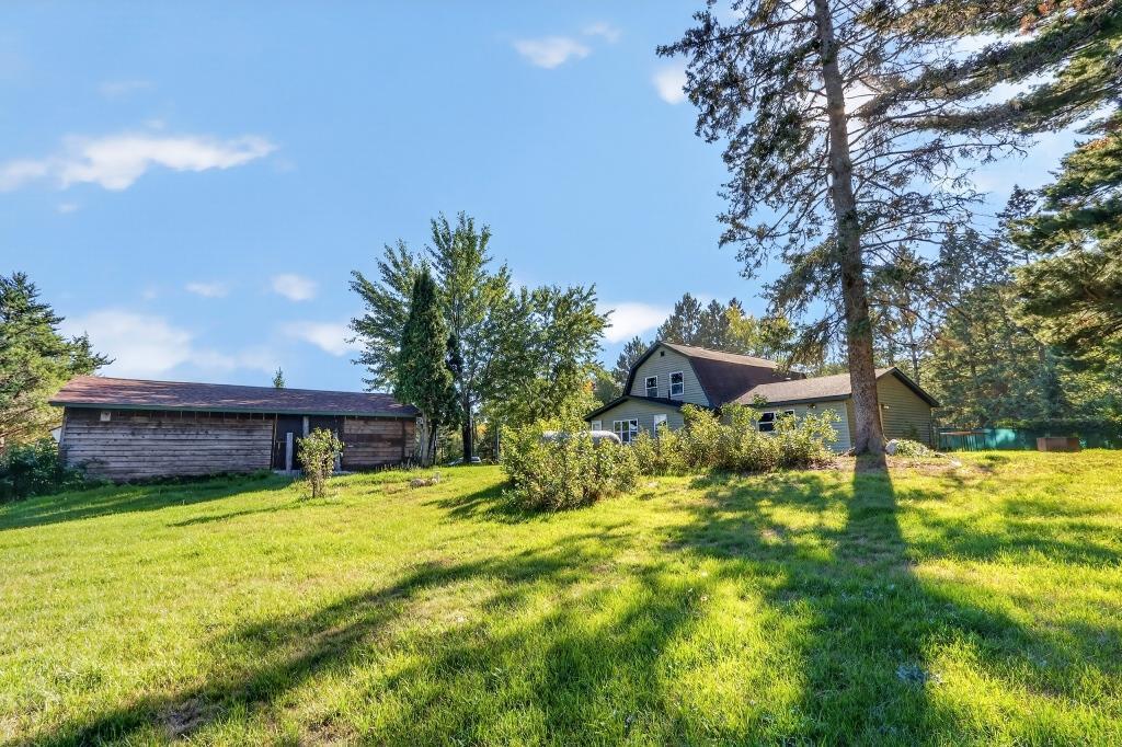 1948 single family home for sale at 35455 Freestone Road in Grand Rapids, MN — 4 bed, 1 bath (photo 46 of 61)