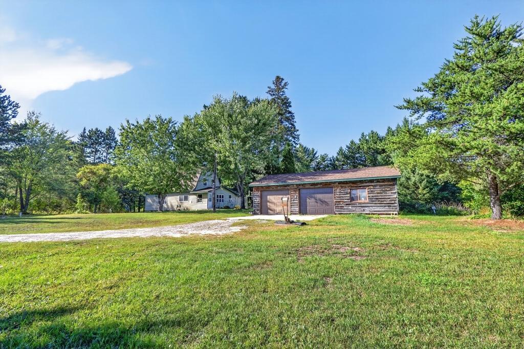 1948 single family home for sale at 35455 Freestone Road in Grand Rapids, MN — 4 bed, 1 bath (photo 55 of 61)