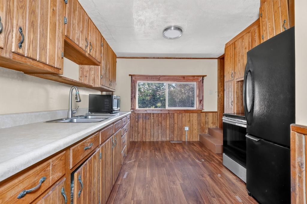 1948 single family home for sale at 35455 Freestone Road in Grand Rapids, MN — 4 bed, 1 bath (photo 9 of 61)