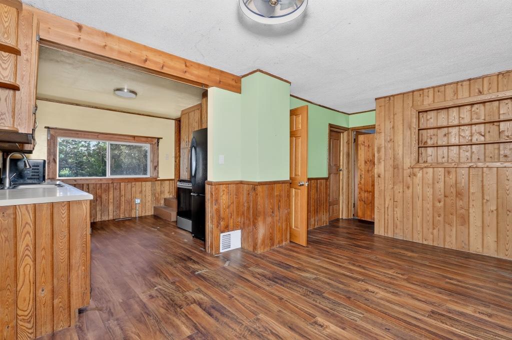 1948 single family home for sale at 35455 Freestone Road in Grand Rapids, MN — 4 bed, 1 bath (photo 10 of 61)