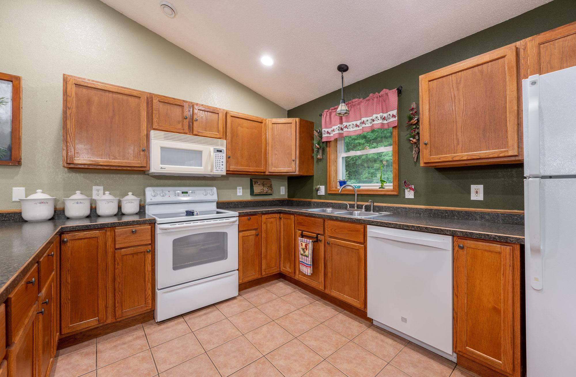 2007 single family home for sale at 16559 County Road 455 in Grand Rapids, MN — 3 bed, 2 bath (photo 18 of 44)
