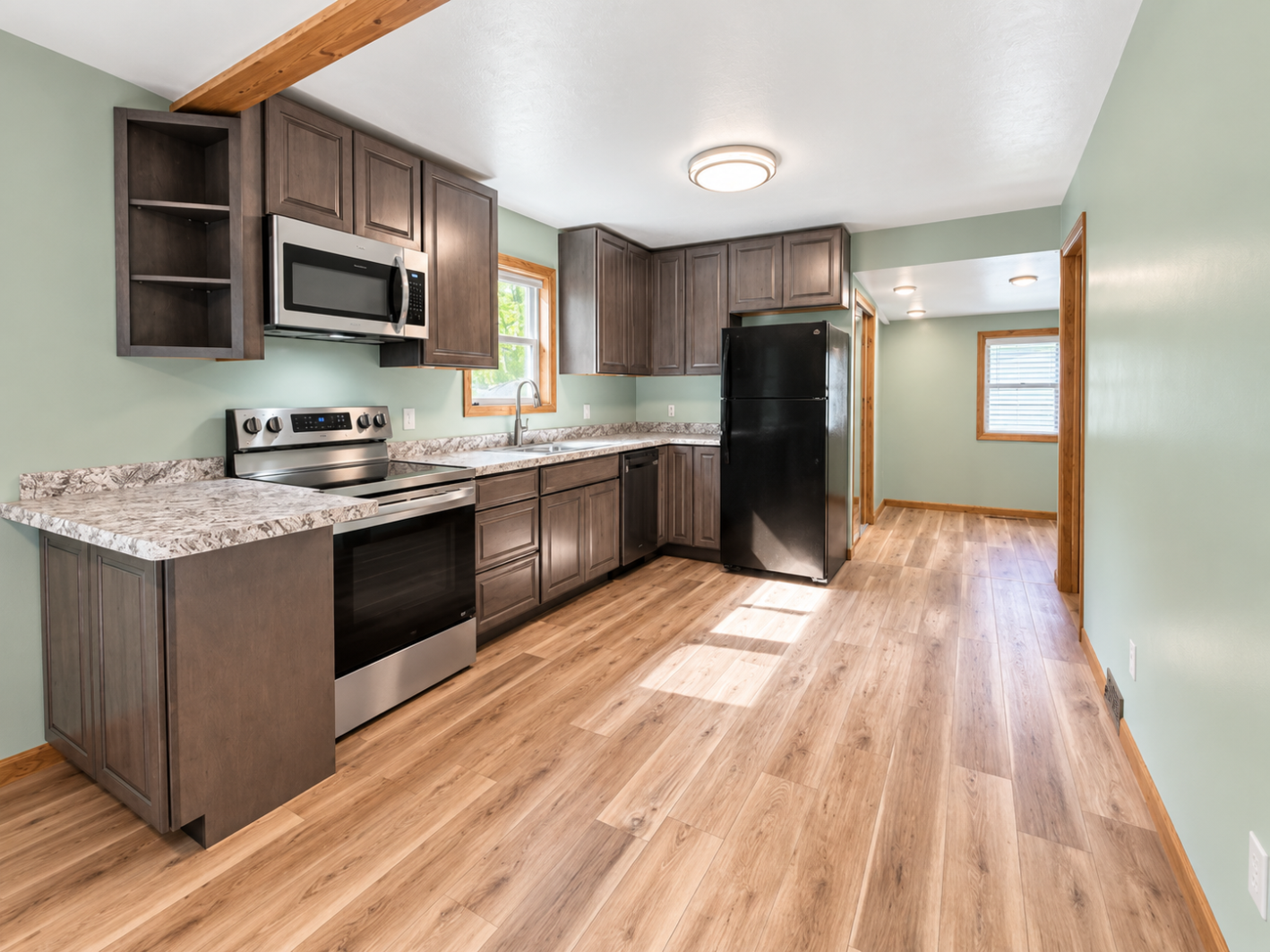 1910 single family home for sale at 609 NE 5th Avenue in Grand Rapids, MN — 1 bed, 1 bath (photo 3 of 23)