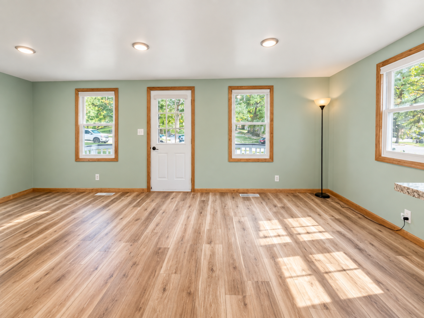 1910 single family home for sale at 609 NE 5th Avenue in Grand Rapids, MN — 1 bed, 1 bath (photo 7 of 23)