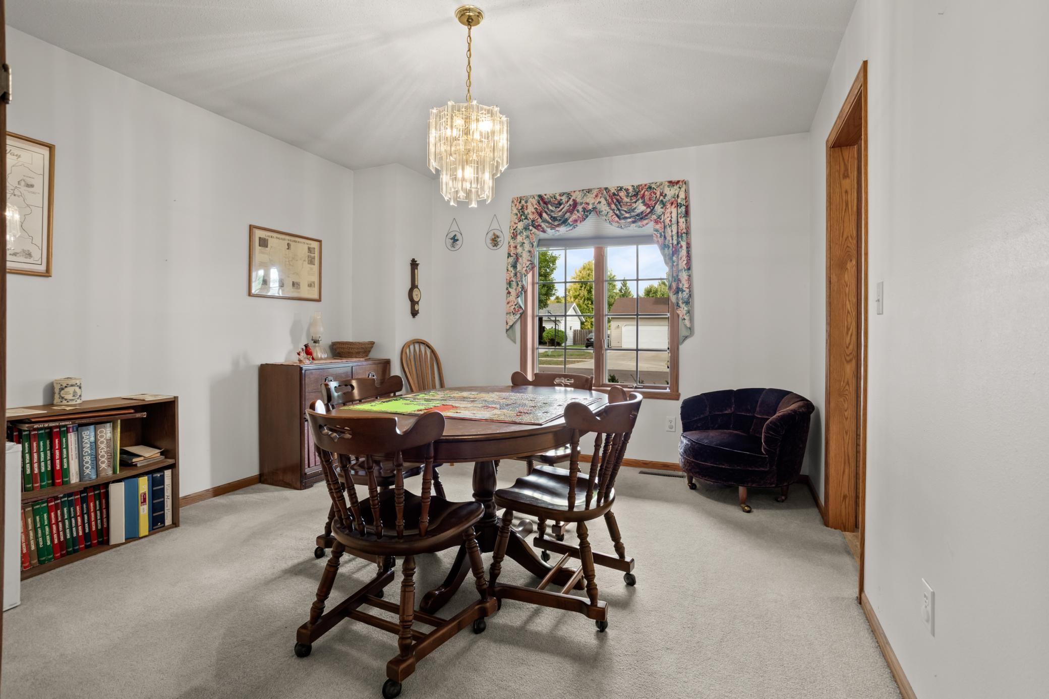 1993 single family home for sale at 2616 39th Avenue S in Fargo, ND — 4 bed, 3 bath (photo 12 of 48)