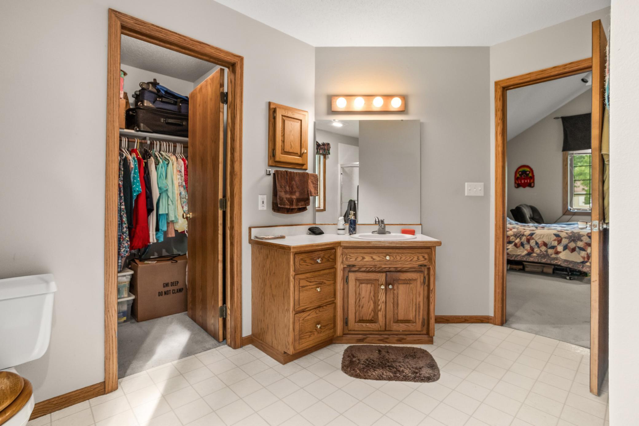 1993 single family home for sale at 2616 39th Avenue S in Fargo, ND — 4 bed, 3 bath (photo 25 of 48)