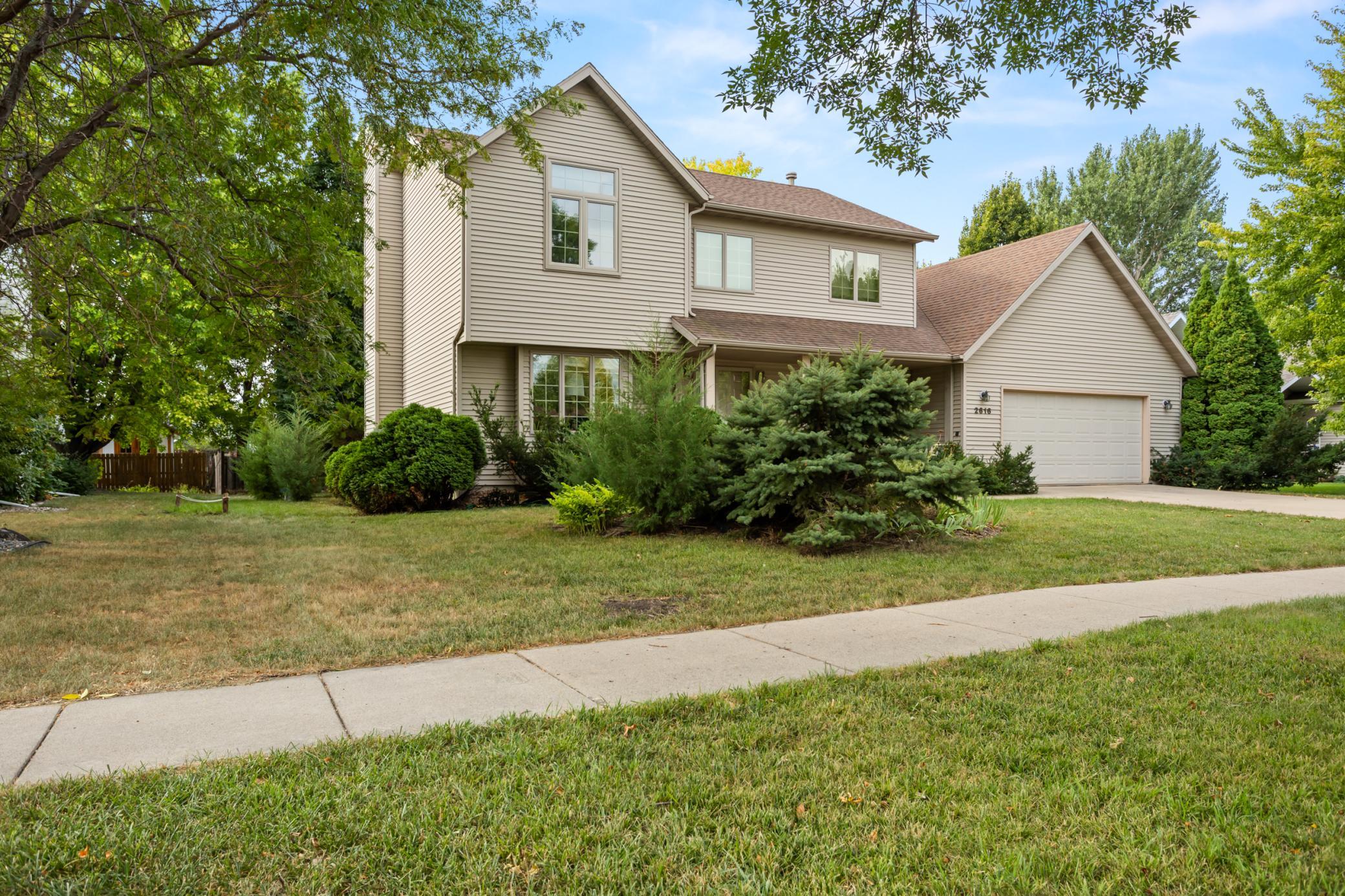 1993 single family home for sale at 2616 39th Avenue S in Fargo, ND — 4 bed, 3 bath (photo 42 of 48)