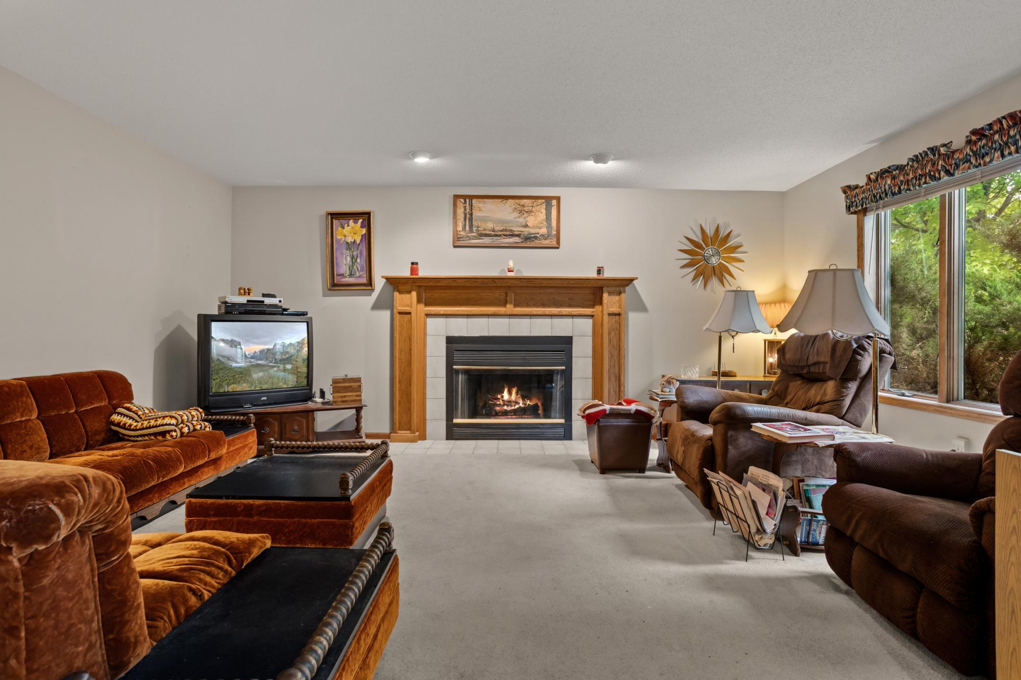 1993 single family home for sale at 2616 39th Avenue S in Fargo, ND — 4 bed, 3 bath (photo 7 of 48)