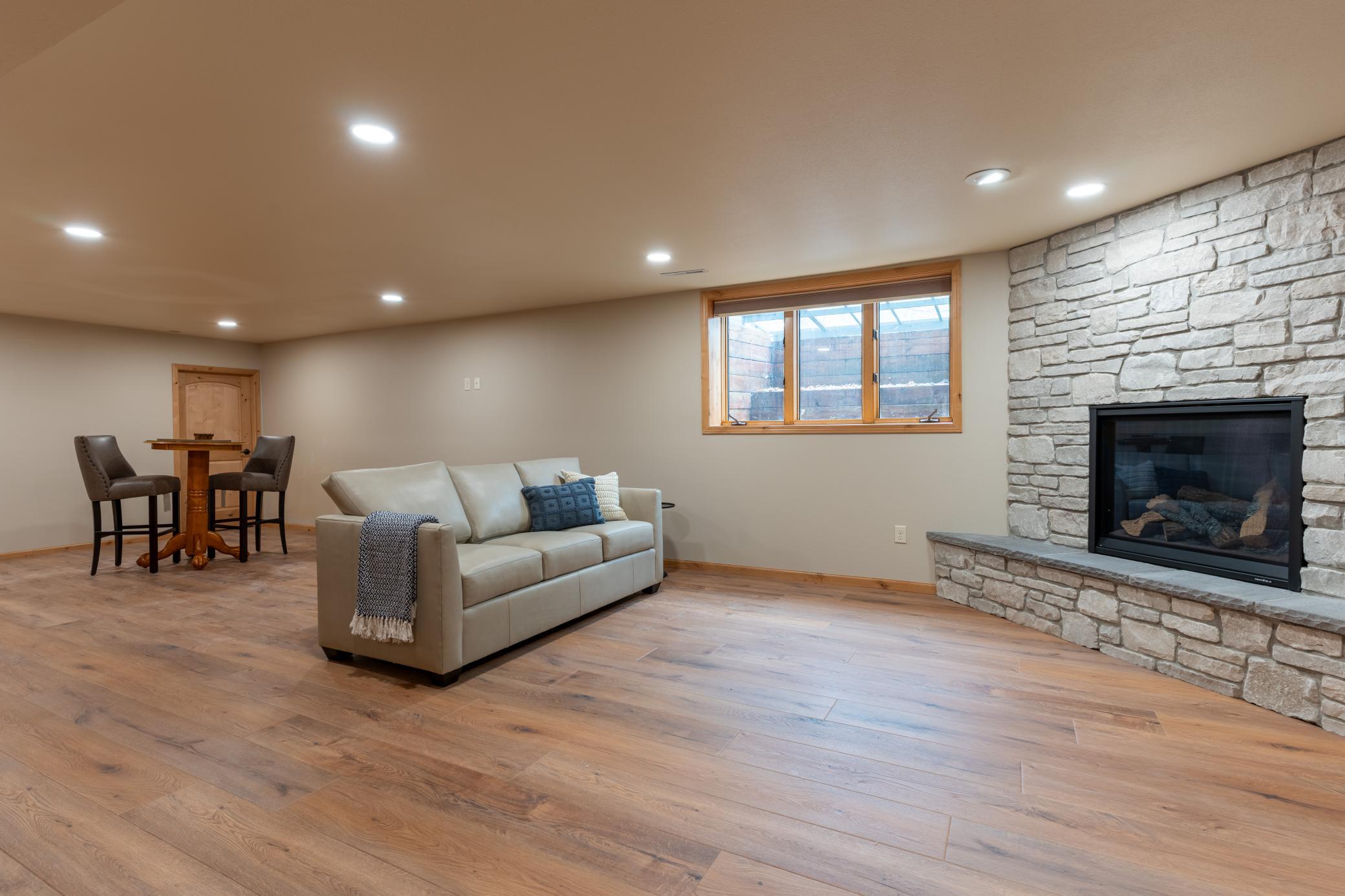 1991 single family home for sale at 2541 S 26th Avenue S in Fargo, ND — 5 bed, 3 bath (photo 27 of 45)