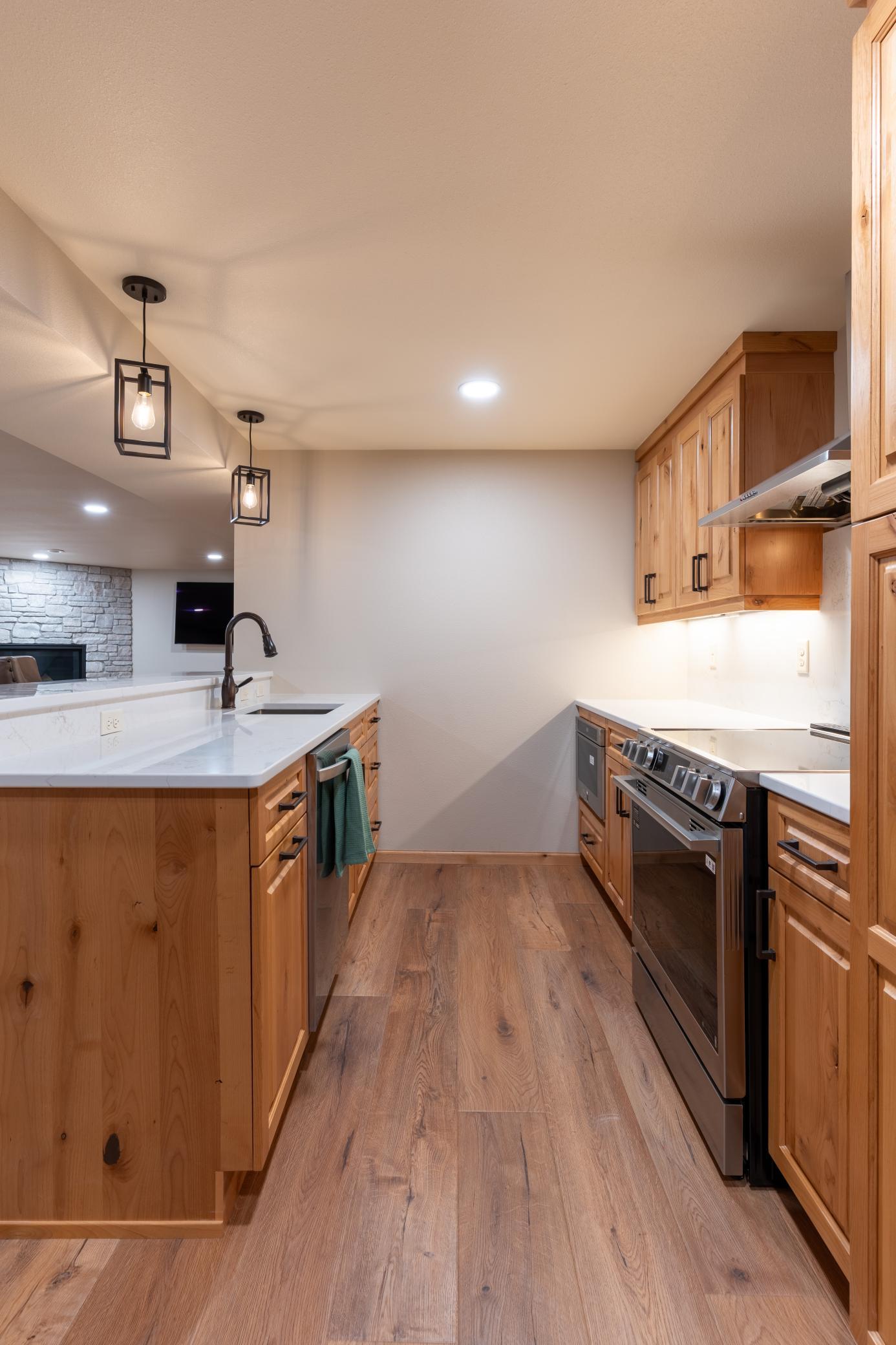 1991 single family home for sale at 2541 S 26th Avenue S in Fargo, ND — 5 bed, 3 bath (photo 32 of 45)