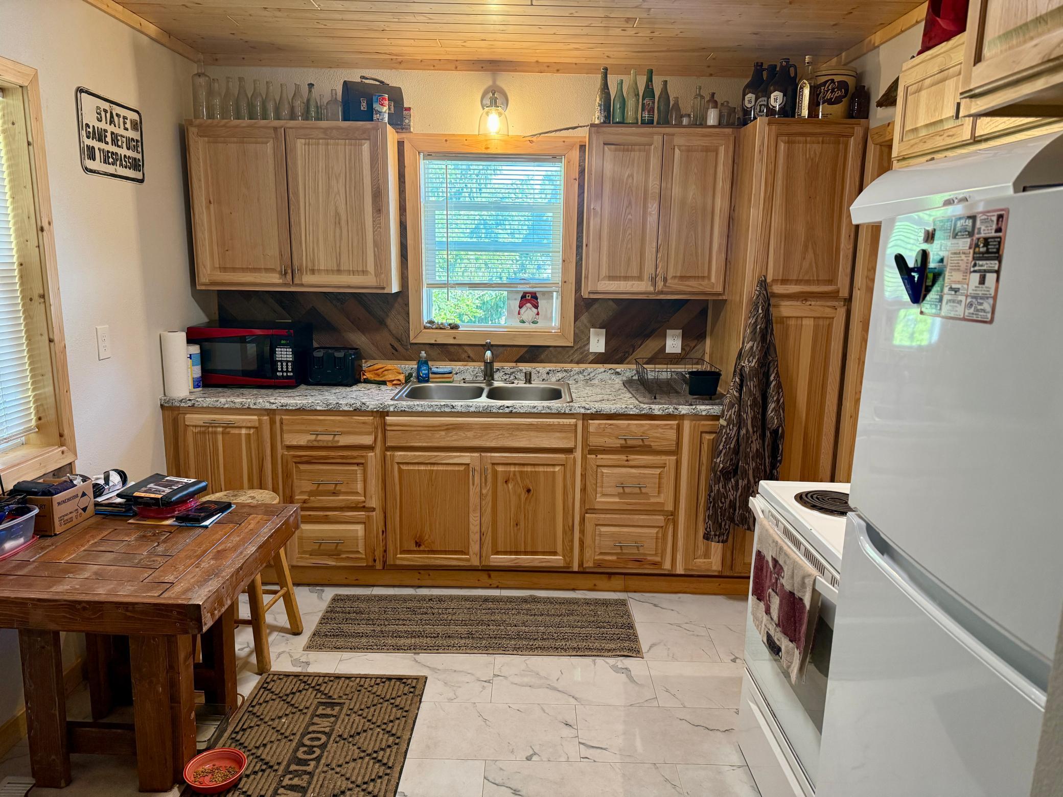 1928 single family home for sale at 907 N Baird Avenue in Fergus Falls, MN — 2 bed, 1 bath (photo 13 of 25)