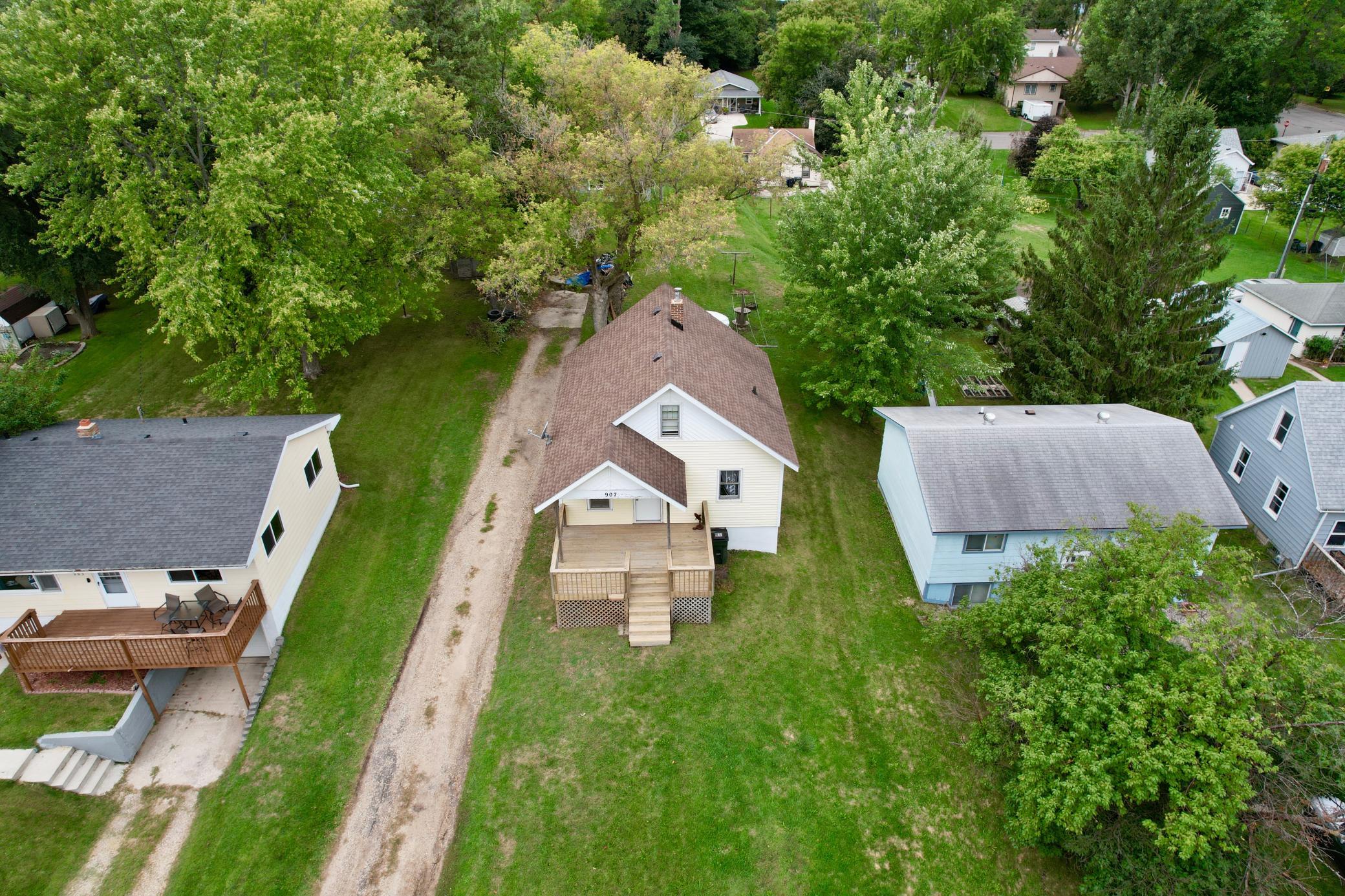 1928 single family home for sale at 907 N Baird Avenue in Fergus Falls, MN — 2 bed, 1 bath (photo 9 of 25)