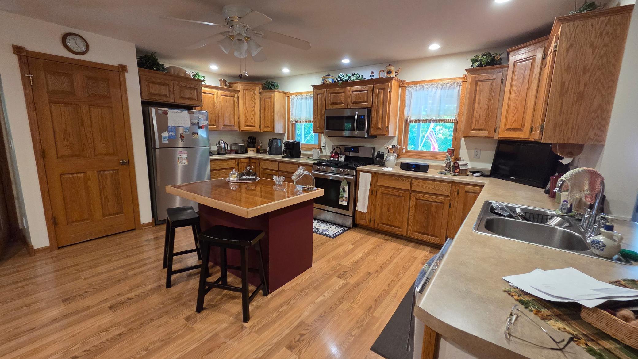 2007 single family home for sale at 26179 Raleigh Hill Road in Shevlin, MN — 4 bed, 3 bath (photo 11 of 48)