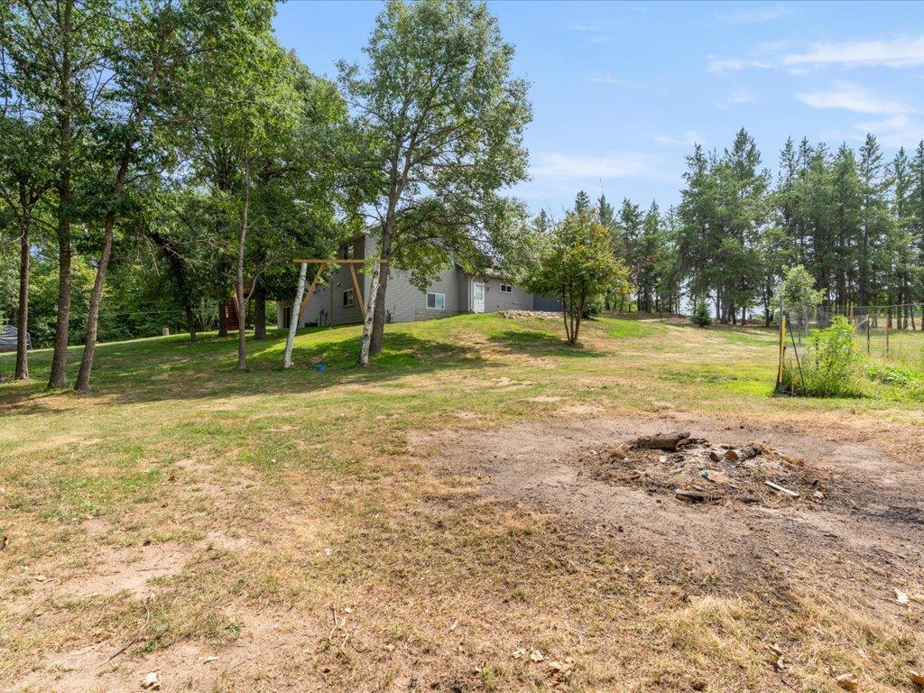 2005 single family home for sale at 7232 Dove Street in Pequot Lakes, MN — 4 bed, 3 bath (photo 32 of 42)