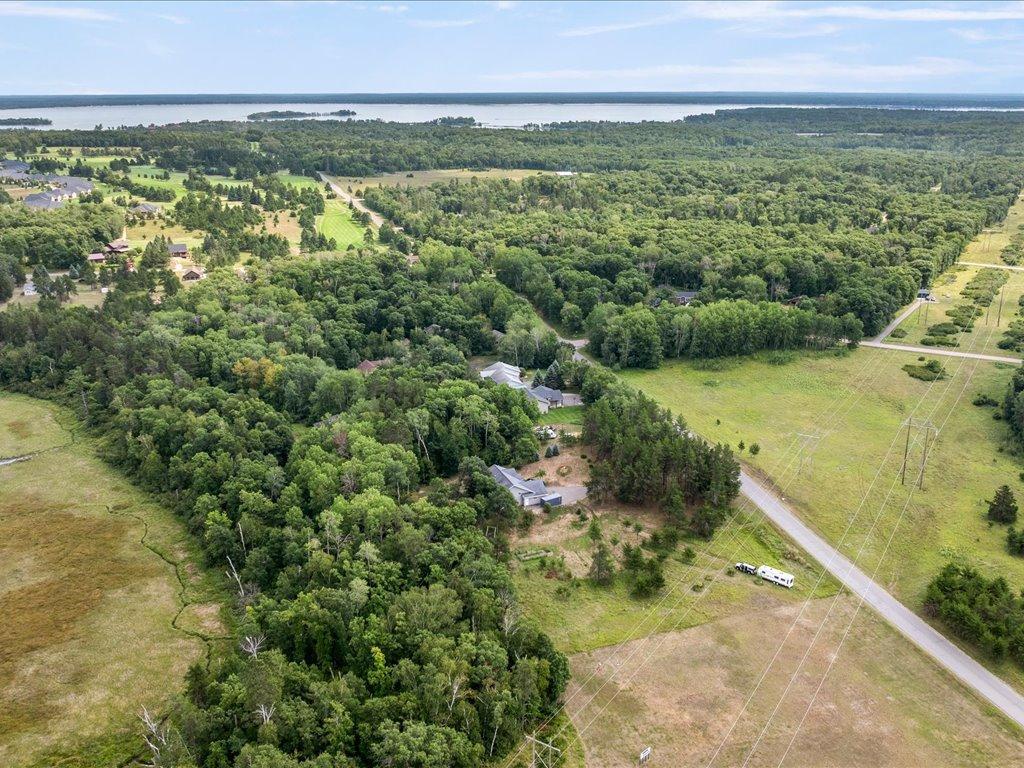 2005 single family home for sale at 7232 Dove Street in Pequot Lakes, MN — 4 bed, 3 bath (photo 6 of 42)