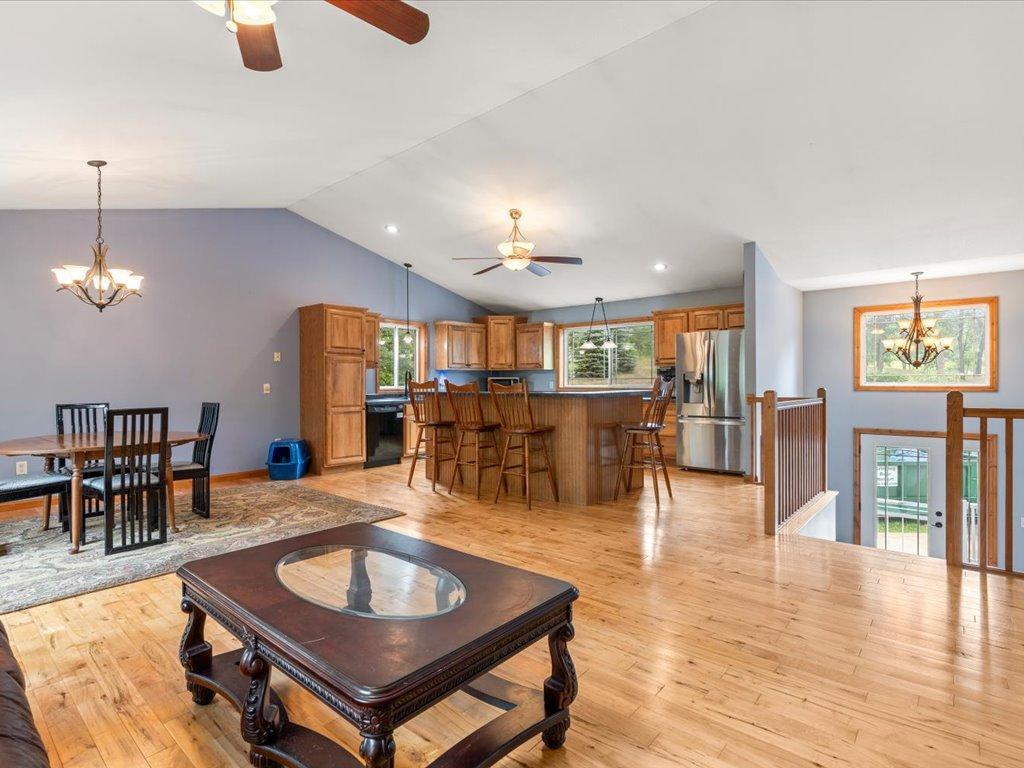 2005 single family home for sale at 7232 Dove Street in Pequot Lakes, MN — 4 bed, 3 bath (photo 9 of 42)