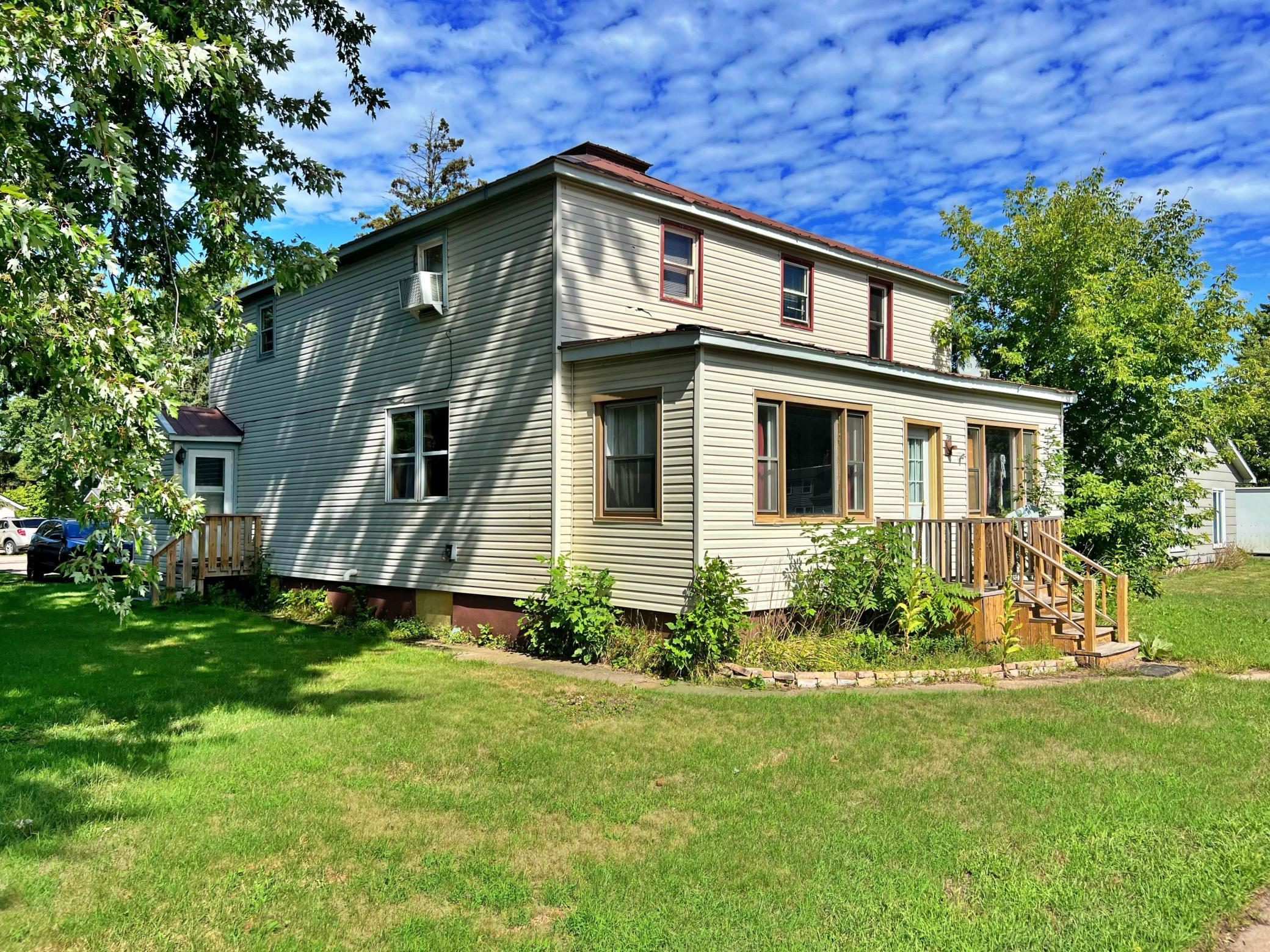 1930 duplex for sale at 708 2nd Street NW in Aitkin, MN — 5 bed, 4 bath