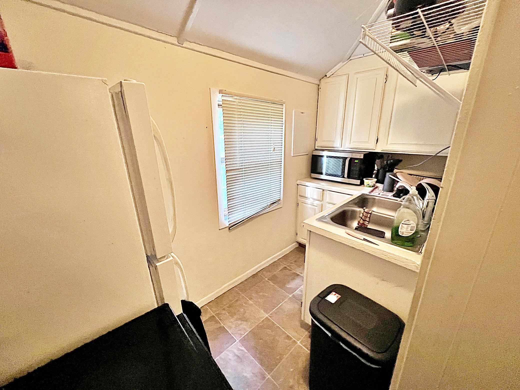 1930 duplex for sale at 708 2nd Street NW in Aitkin, MN — 5 bed, 4 bath (photo 15 of 30)