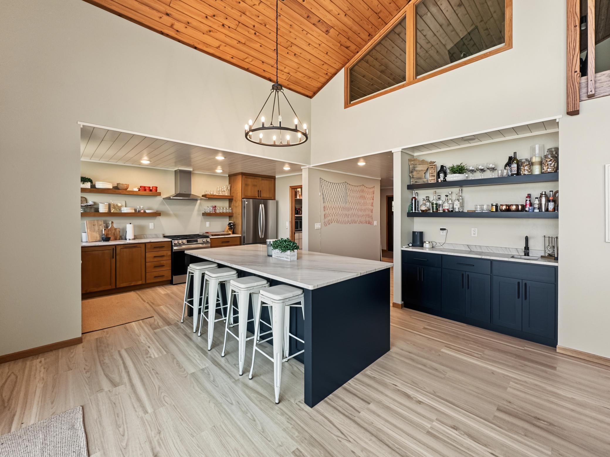 1991 single family home for sale at 6278 Sandy Shores Drive NW in Williams, MN — 4 bed, 3 bath (photo 12 of 67)