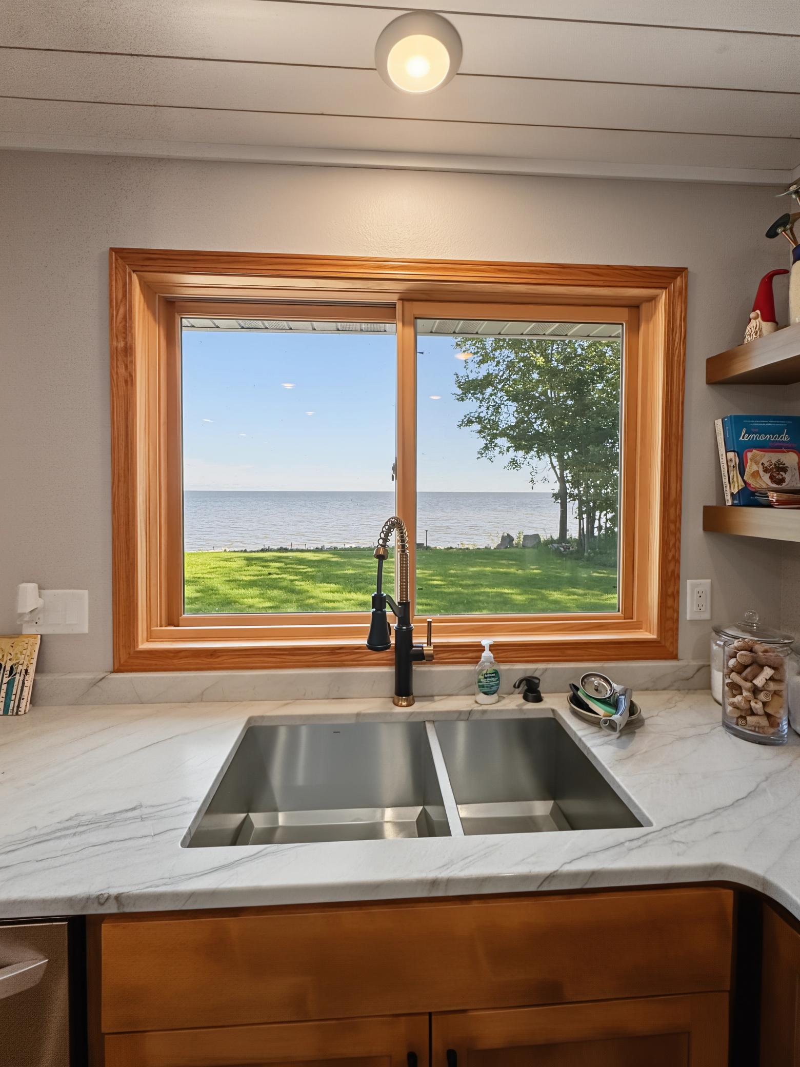 1991 single family home for sale at 6278 Sandy Shores Drive NW in Williams, MN — 4 bed, 3 bath (photo 20 of 67)