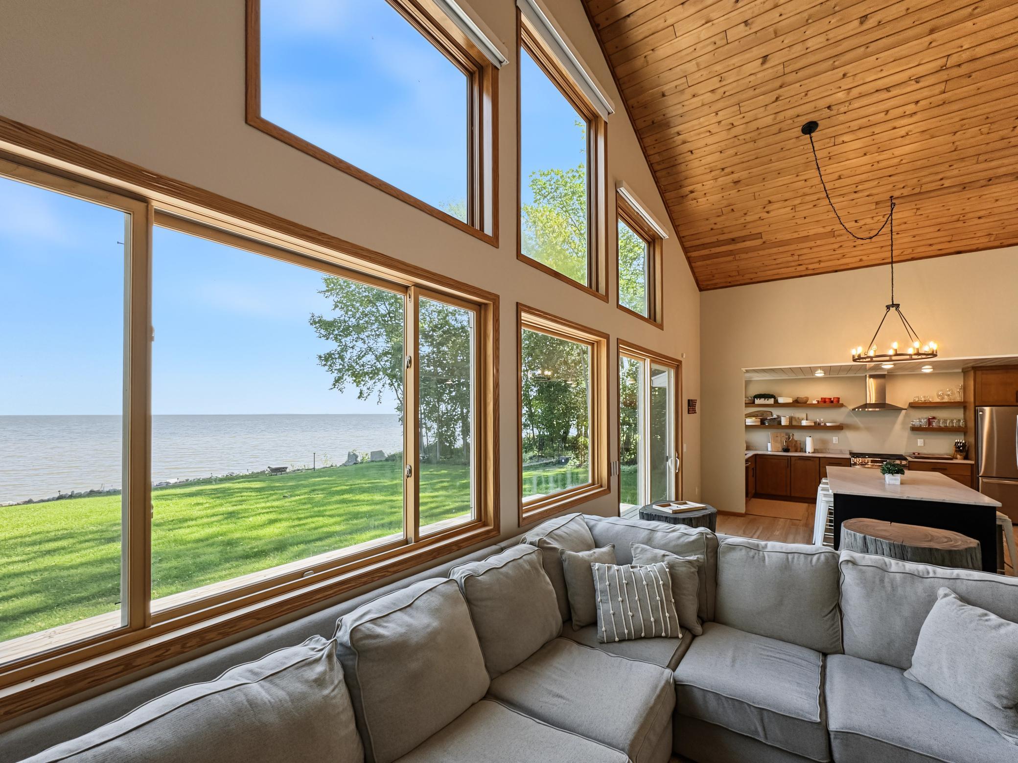 1991 single family home for sale at 6278 Sandy Shores Drive NW in Williams, MN — 4 bed, 3 bath (photo 24 of 67)