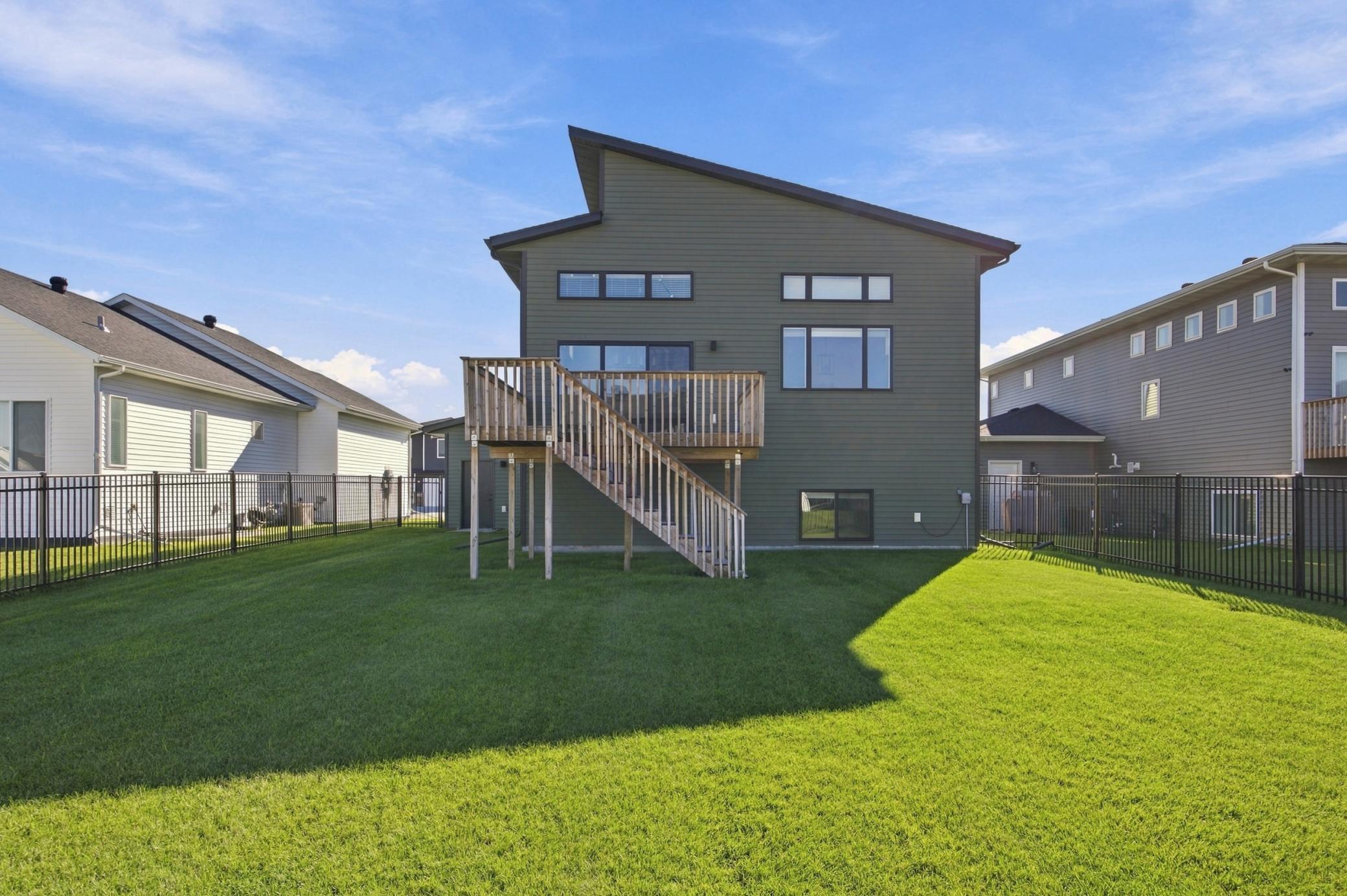 2022 single family home for sale at 7327 Madelyn Lane S in Fargo, ND — 4 bed, 3 bath (photo 2 of 46)