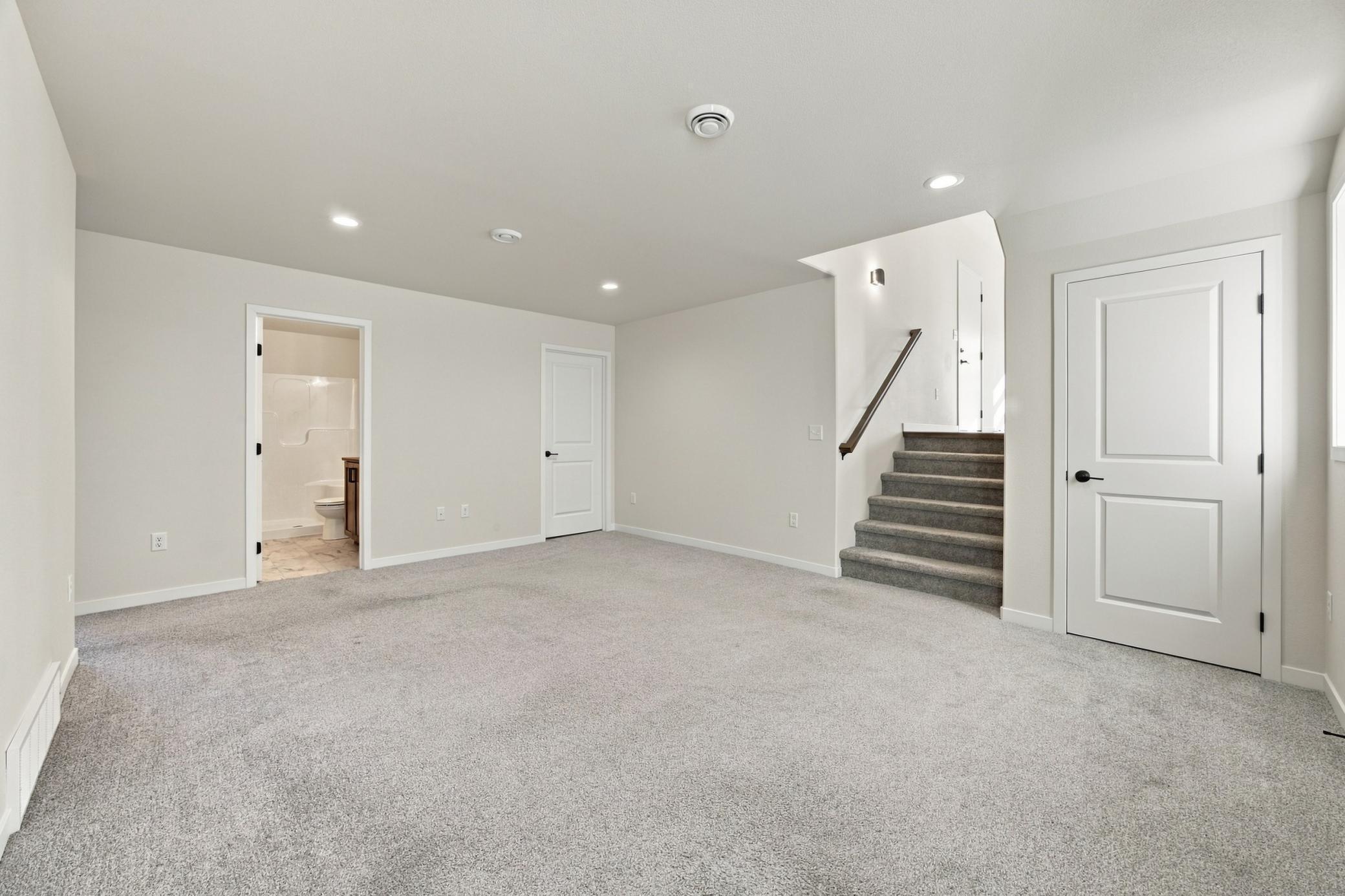 2022 single family home for sale at 7327 Madelyn Lane S in Fargo, ND — 4 bed, 3 bath (photo 28 of 46)