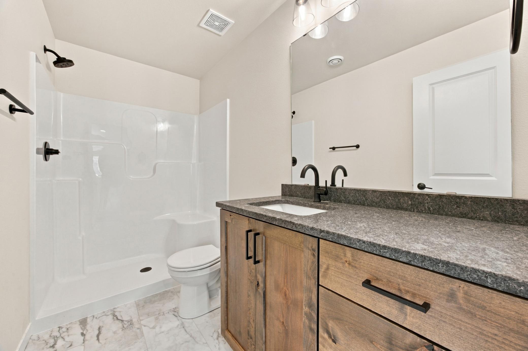 2022 single family home for sale at 7327 Madelyn Lane S in Fargo, ND — 4 bed, 3 bath (photo 32 of 46)