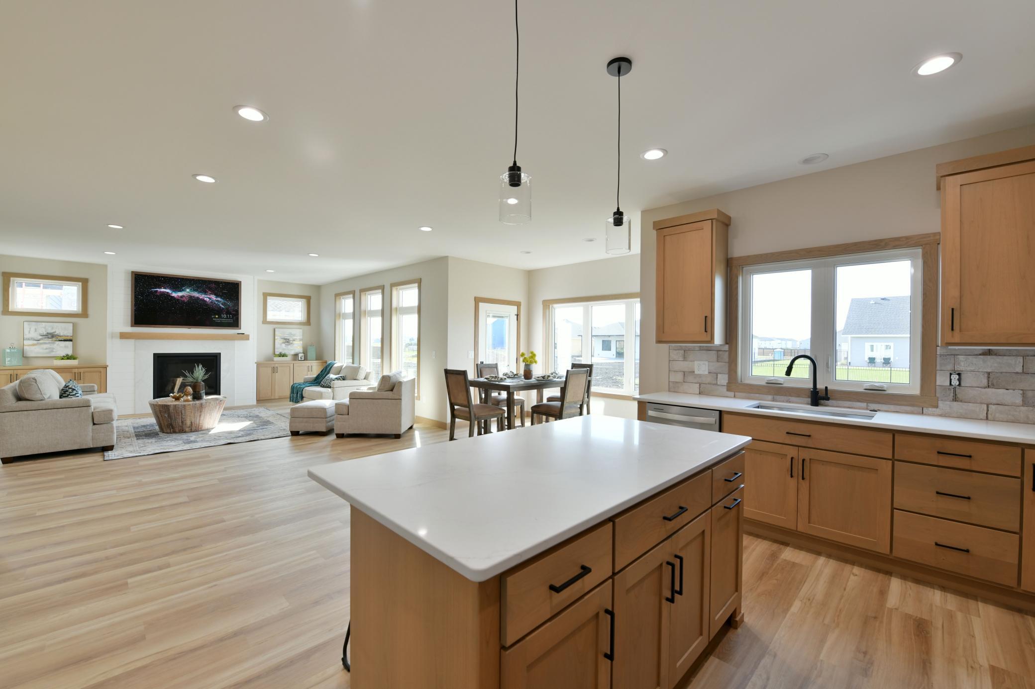 2026 single family home for sale at 3154 Archer Place S in Fargo, ND — 5 bed, 4 bath (photo 11 of 37)
