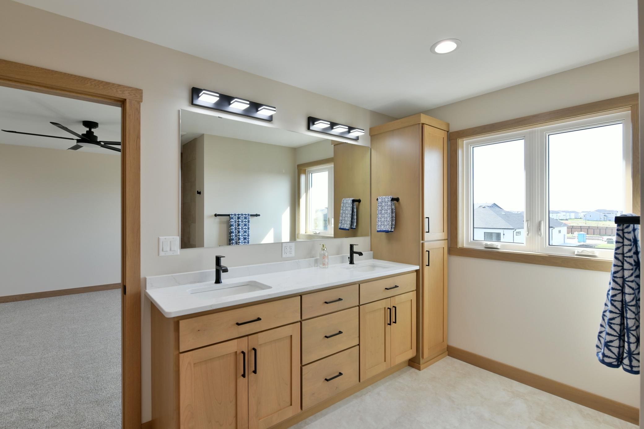 2026 single family home for sale at 3154 Archer Place S in Fargo, ND — 5 bed, 4 bath (photo 20 of 37)