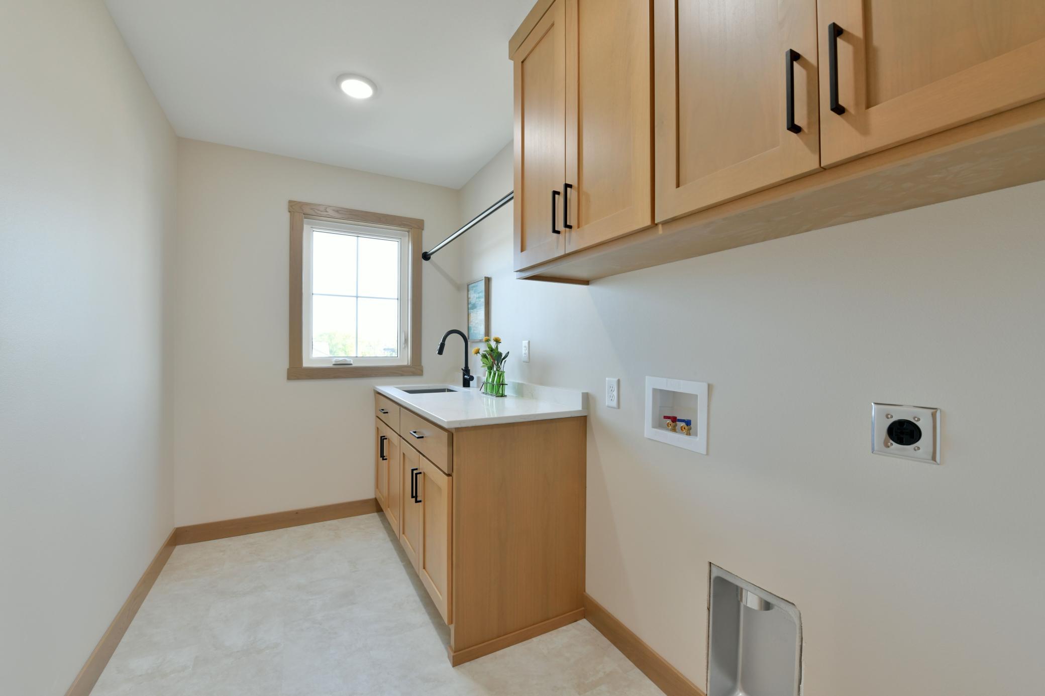 2026 single family home for sale at 3154 Archer Place S in Fargo, ND — 5 bed, 4 bath (photo 24 of 37)