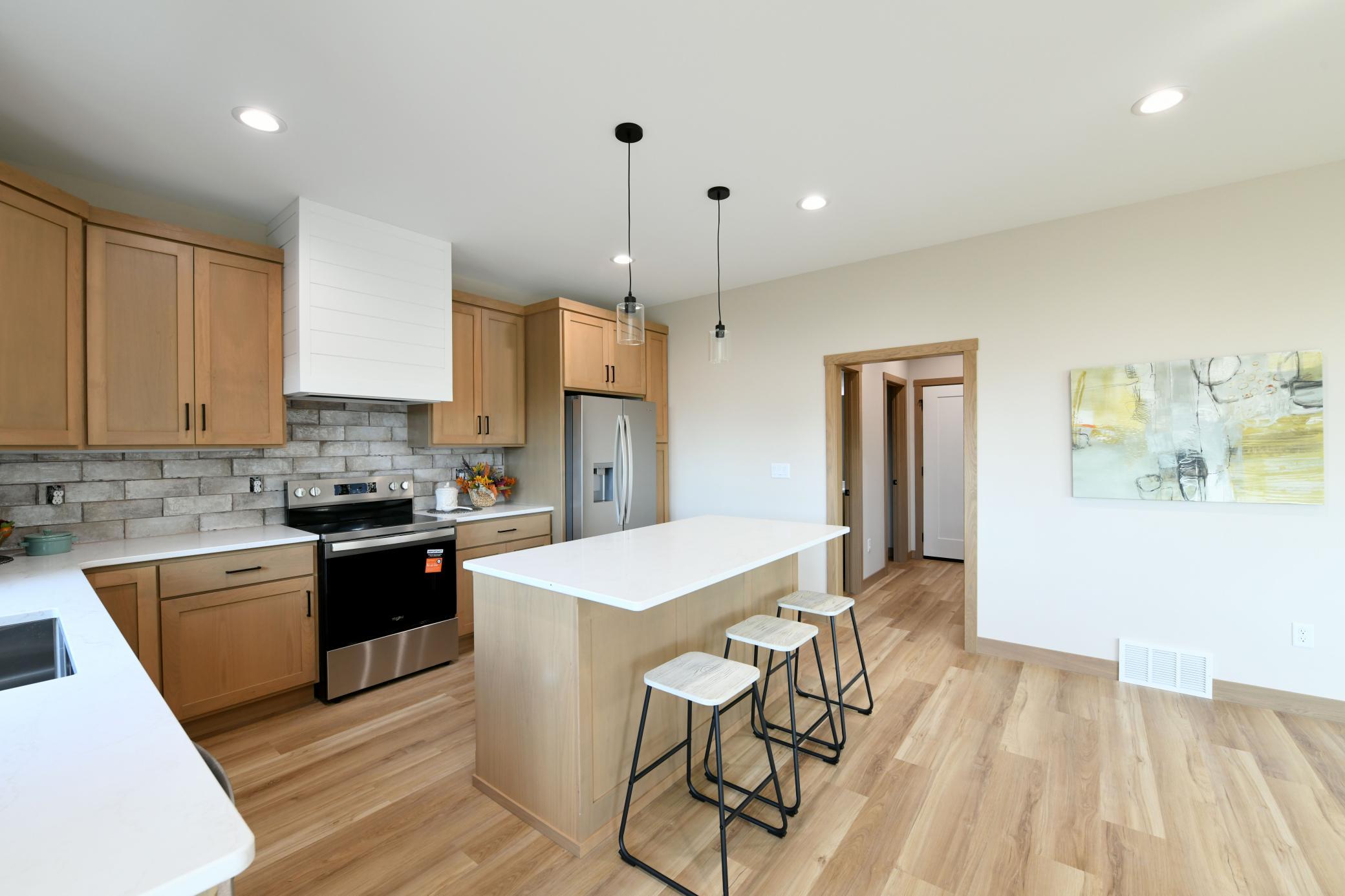 2026 single family home for sale at 3154 Archer Place S in Fargo, ND — 5 bed, 4 bath (photo 7 of 37)