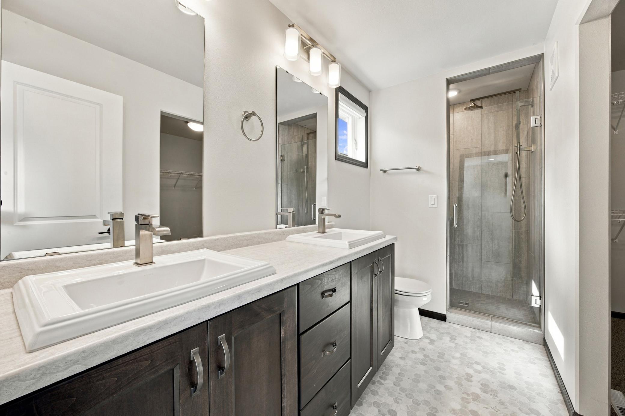 2021 single family home for sale at 2722 12th Street W in West Fargo, ND — 4 bed, 3 bath (photo 21 of 40)