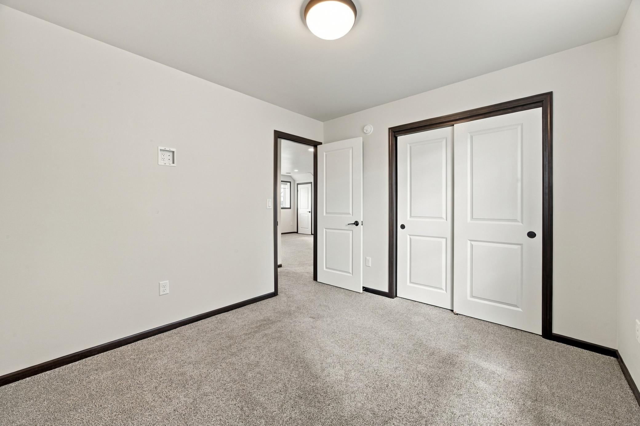 2021 single family home for sale at 2722 12th Street W in West Fargo, ND — 4 bed, 3 bath (photo 32 of 40)