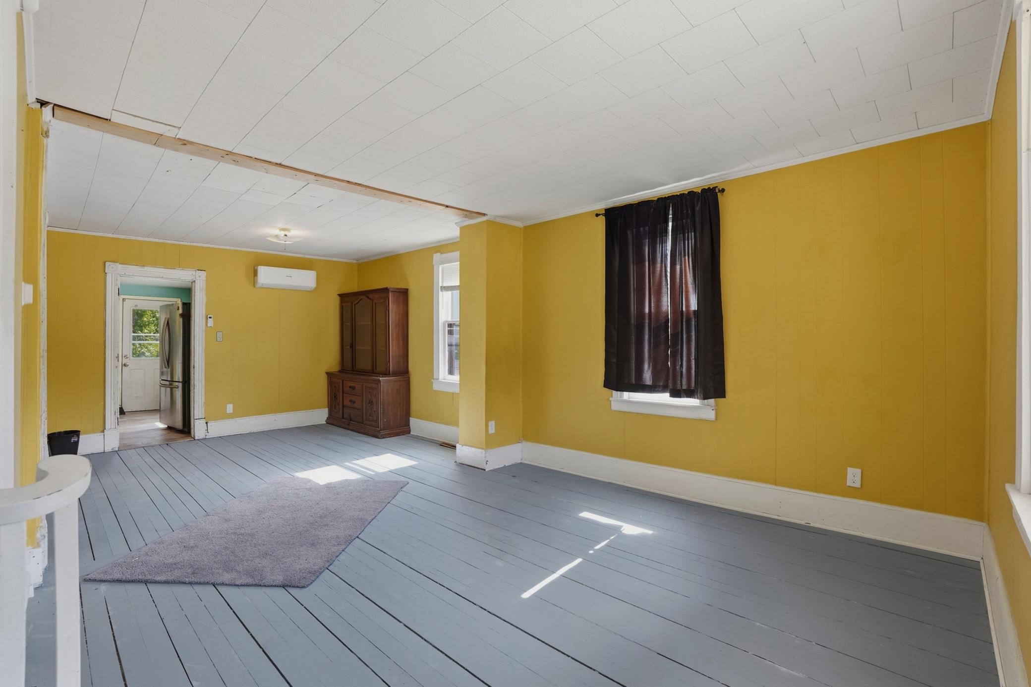 1900 single family home for sale at 301 Main Avenue N in Red Lake Falls, MN — 3 bed, 2 bath (photo 8 of 29)